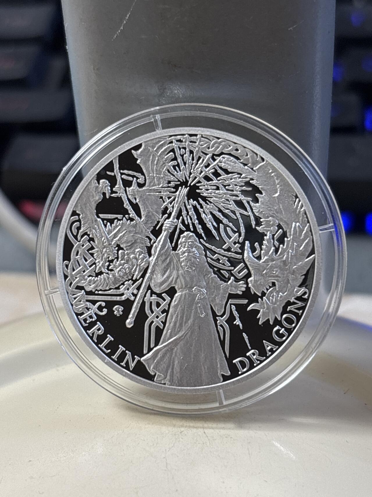 第183期拍卖 纽埃2021年亚瑟王传奇系列巫师梅林1盎司银币，999银，发行1000枚