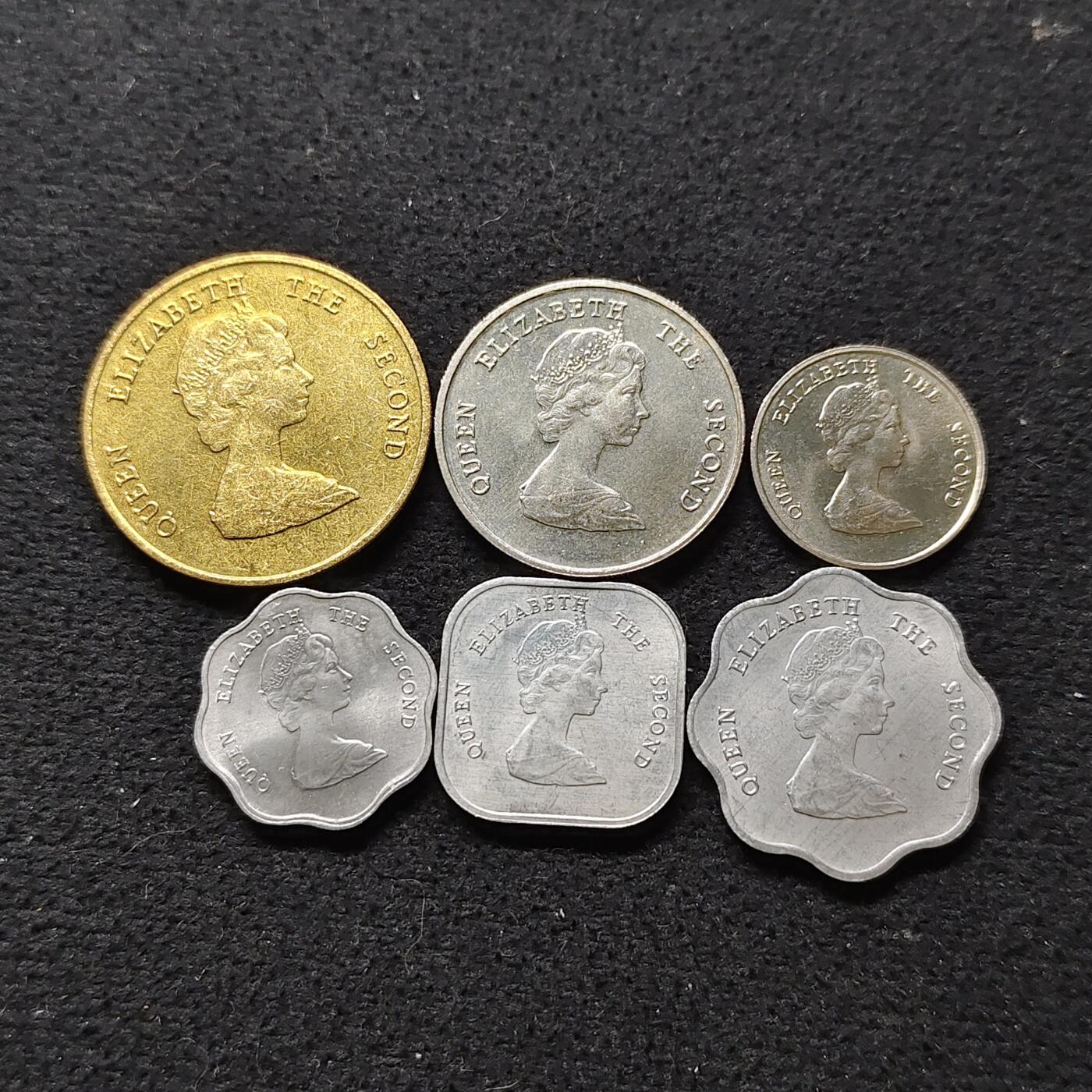 【全场包邮】纯粹捡漏拍480场（免费代拍第17场） 东加勒比各年份6枚套币