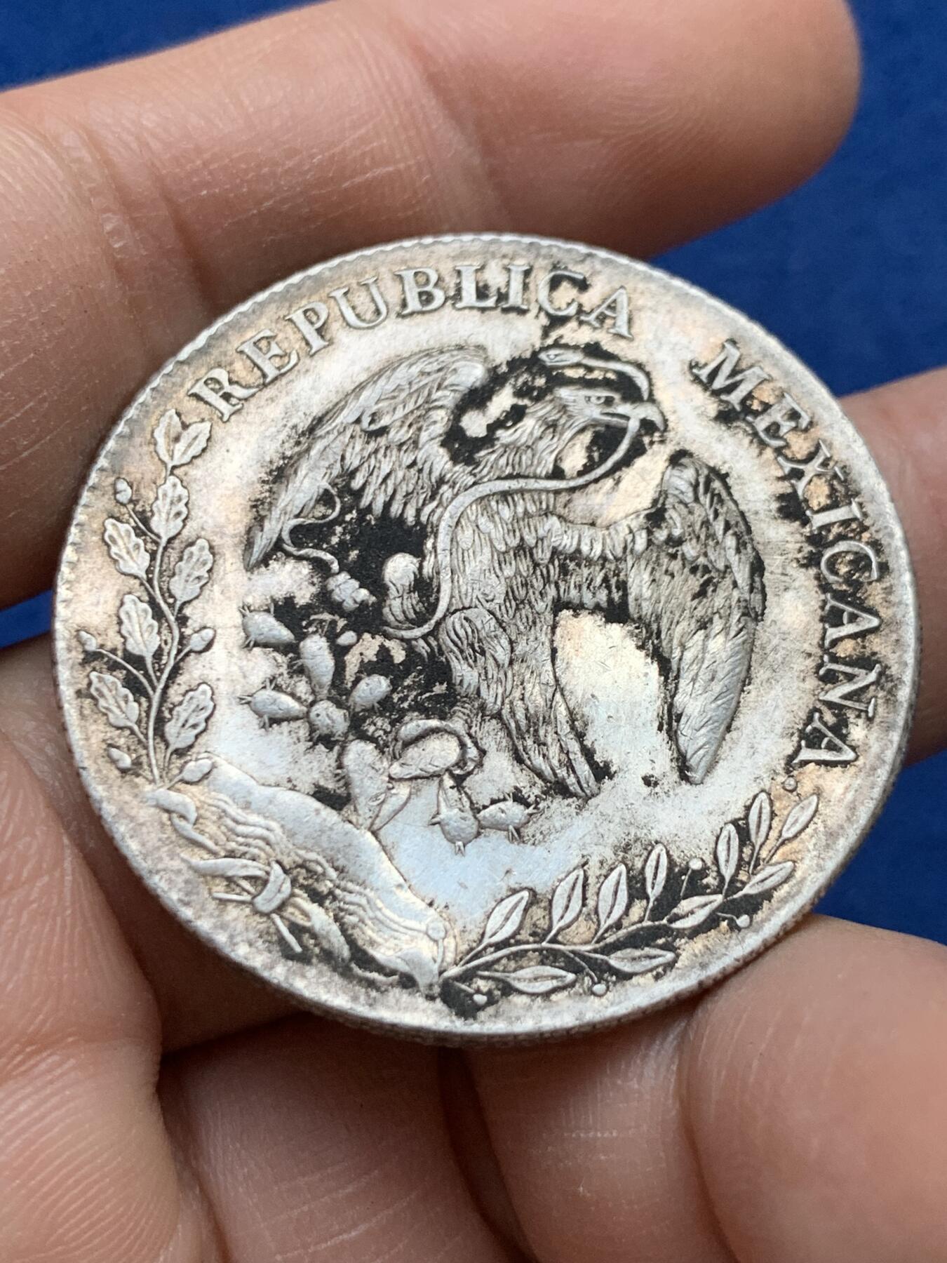 《竞宝斋》第441场 周日，周一，2场连拍 （全场包邮） 墨西哥 1894年 MO AM 花边鹰洋 8R银币 老味道光感高点都不错