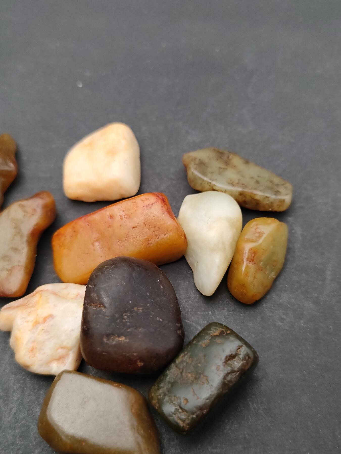 猩哥外币小铺➨【第203场】 和田玉42克