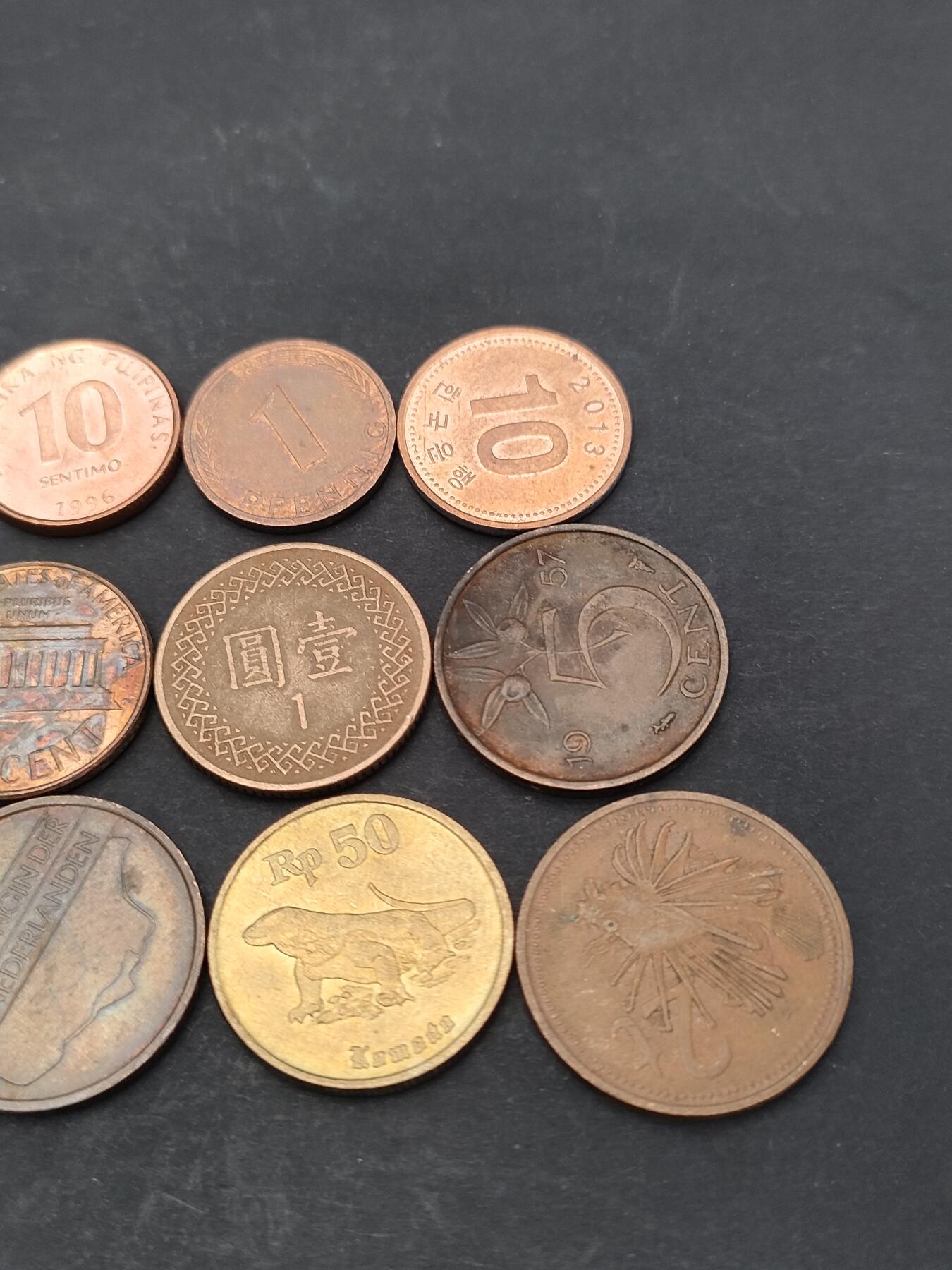 猩哥外币小铺➨【第203场】 钱币12个