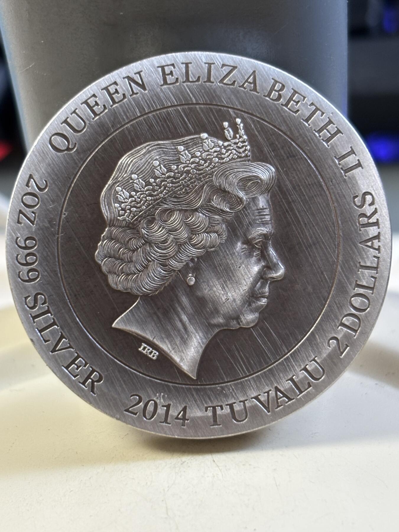 第183期拍卖 图瓦卢2014年奥林匹斯众神系列1宙斯高浮雕纪念银币，999银，2盎司，发行1500枚