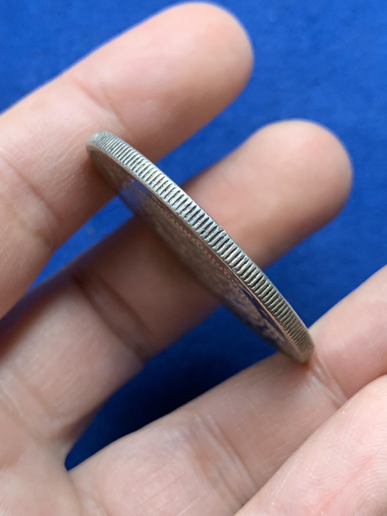 《竞宝斋》第441场 周日，周一，2场连拍 （全场包邮） 日本1883年明治十六年龙洋 早期日龙少见年份 状态不错