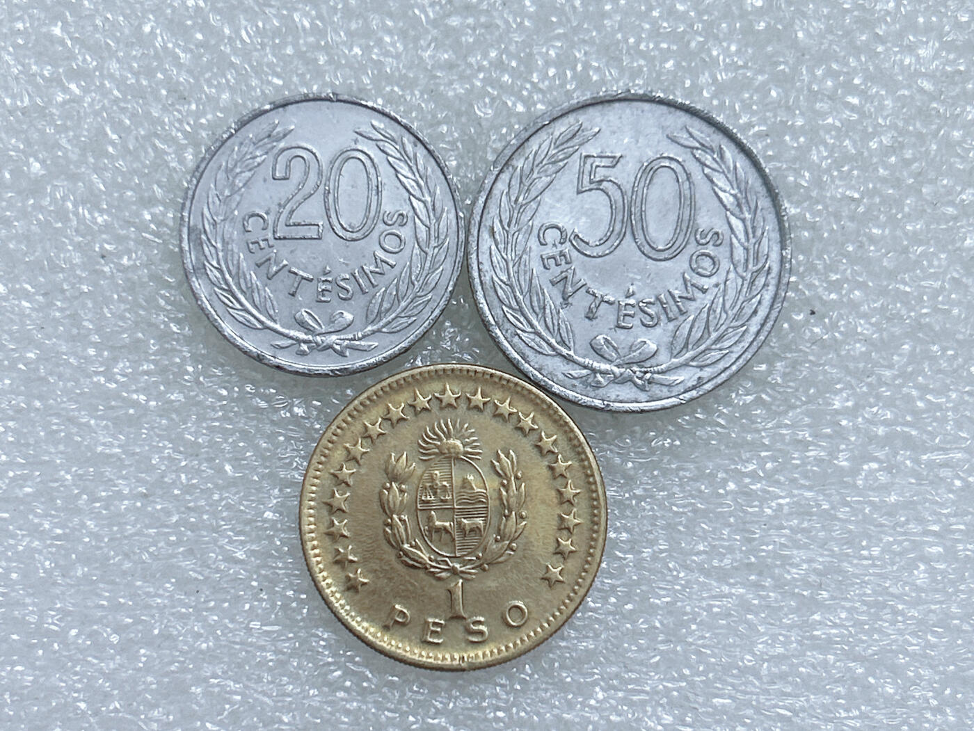 第一海外回流一元起拍收藏 散集专场  第271期 乌拉圭1965年硬币 3枚