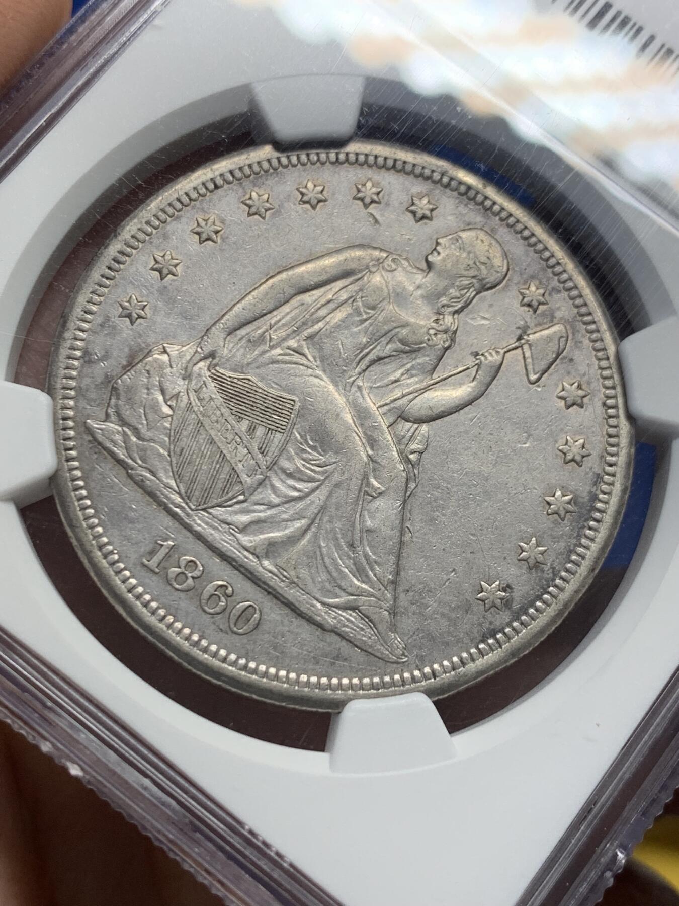 《竞宝斋》第441场 周日，周一，2场连拍 （全场包邮） NGC XFD 美国1860年O版自由女神坐像1美元银币 不带美国箴言“In god we trust”  不常见之物 细节见图