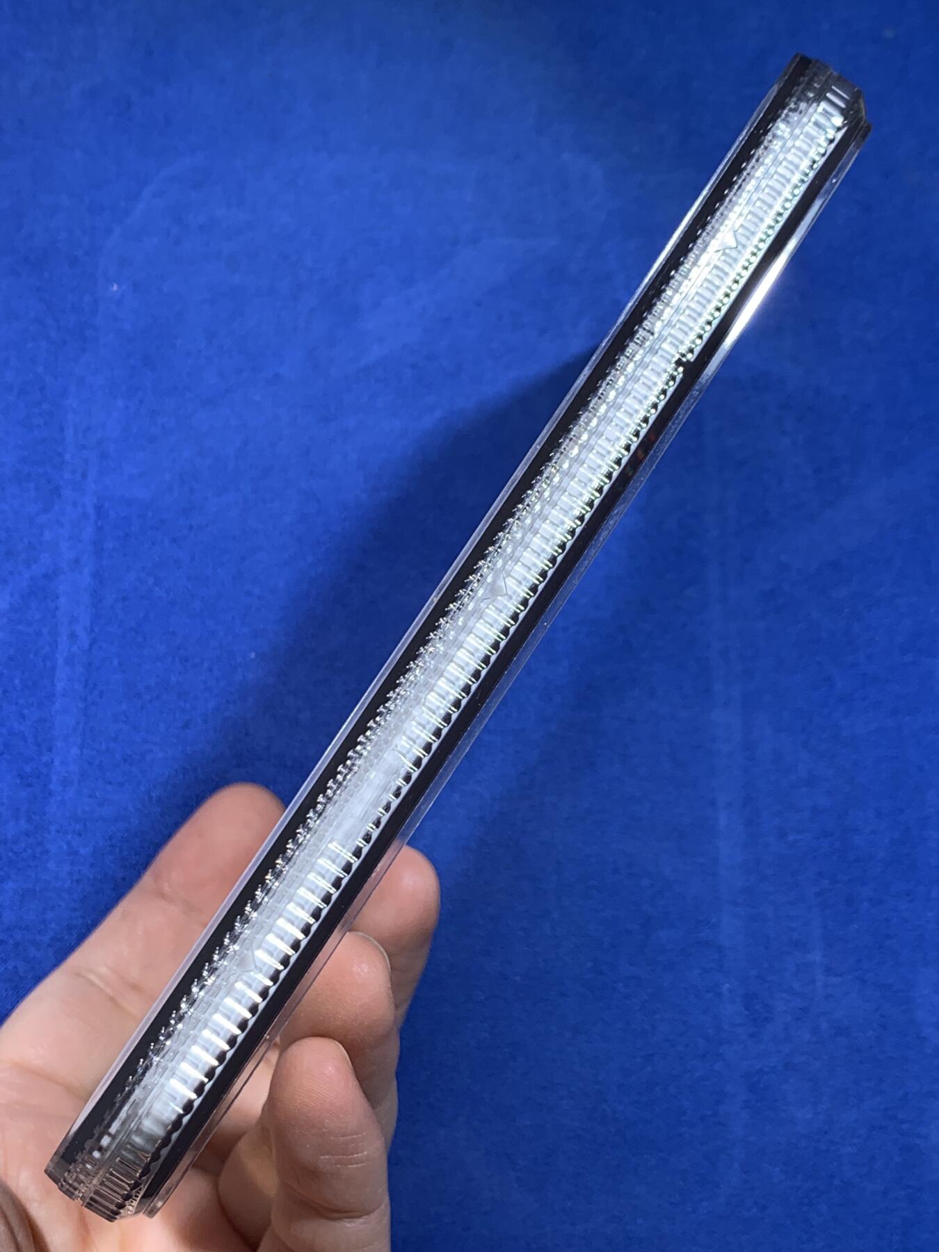 《竞宝斋》第441场 周日，周一，2场连拍 （全场包邮） 高分 NGC MS64 罕见法国旅游协会大银奖章 名誉章 作者dubois，双面高浮雕，细节丰富，设计绝美。女神袒胸，衣襟飘飘，怀抱地球仪，雕刻着欧亚非州，大洋洲。北极星，北极洲，北极熊，沙漠，骆驼，椰树，长河落日圆…… 加大盒装