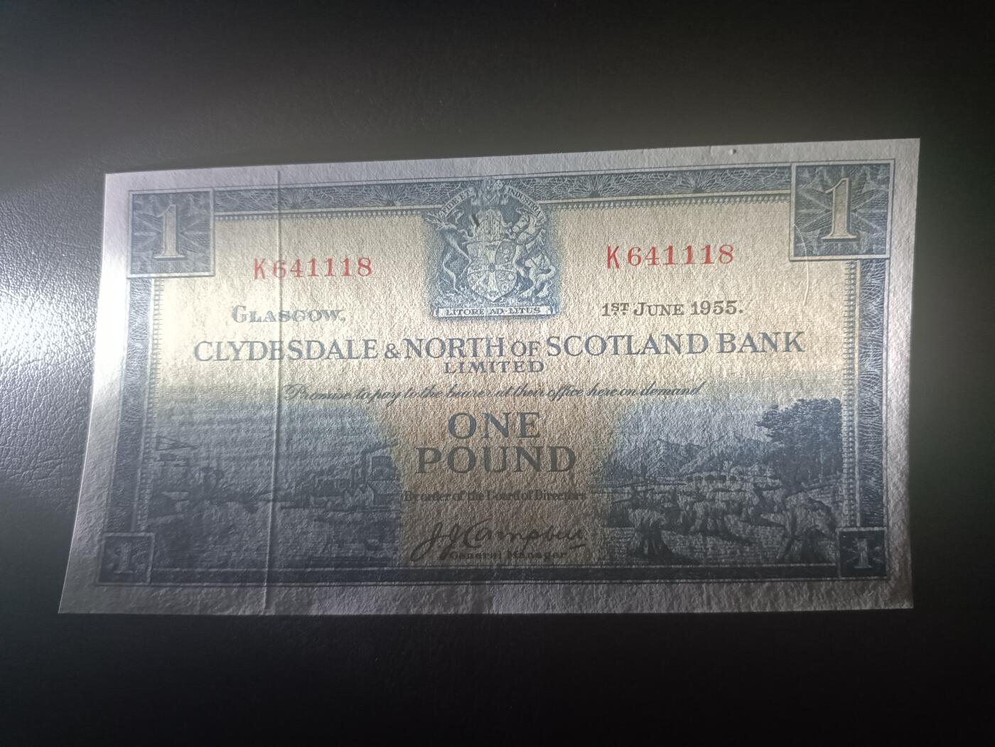 2025十一月第六期，总第204期 苏格兰克莱斯戴勒和北部银行1955年1镑AUNC豹子身111，港口农场和山涧小溪，早期两家银行联合时期发行