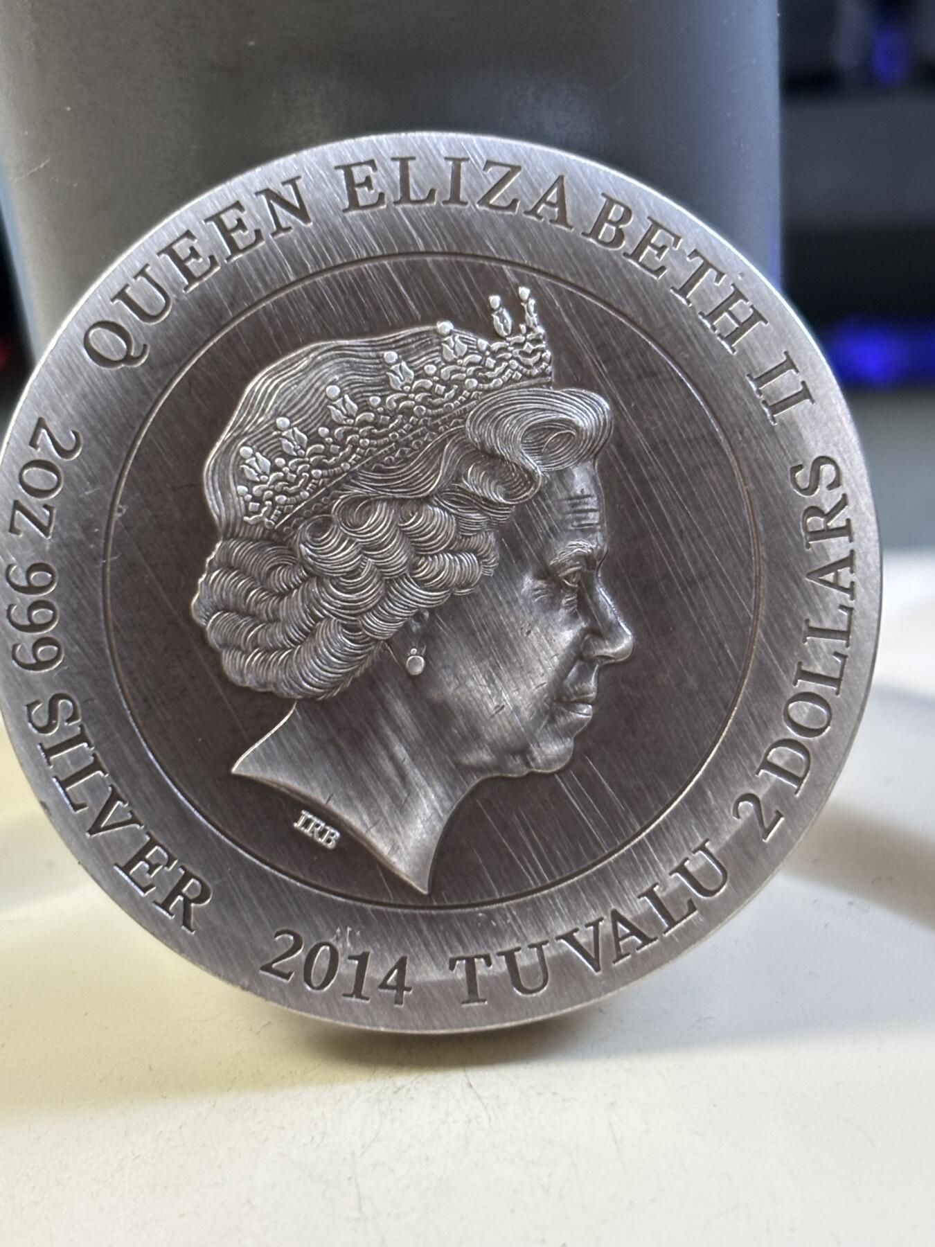 第183期拍卖 图瓦卢2014年奥林匹斯众神系列1宙斯高浮雕纪念银币，999银，2盎司，发行1500枚