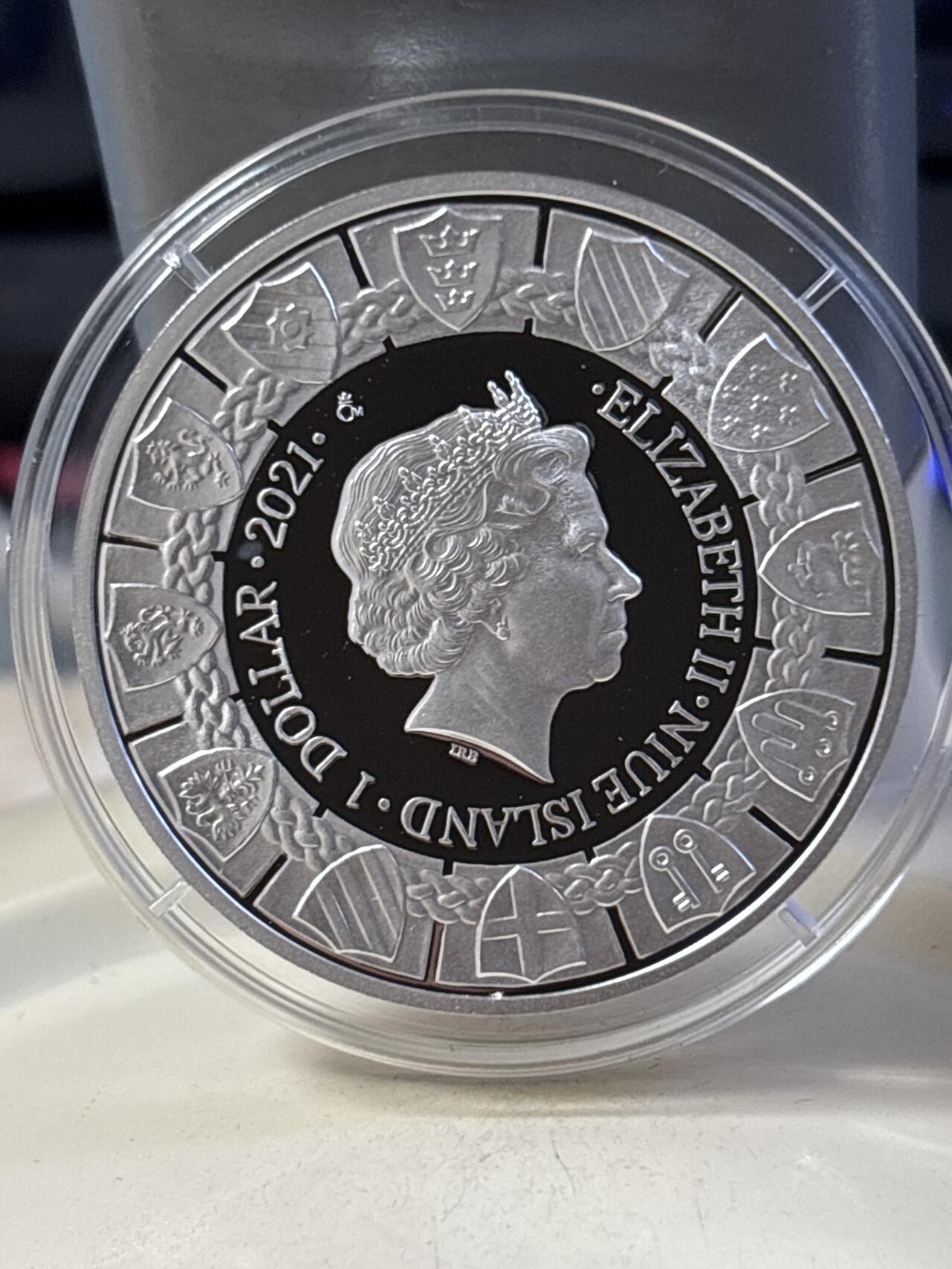 第183期拍卖 纽埃2021年亚瑟王传奇系列巫师梅林1盎司银币，999银，发行1000枚