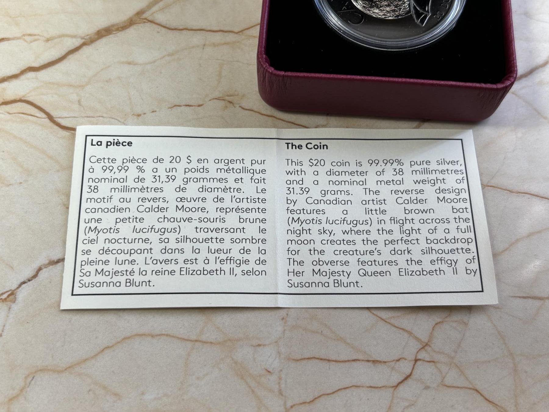 第183期拍卖 加拿大2017年夜行动物系列2小棕蝙蝠镀铑黑色银币，9999银，发行7000枚