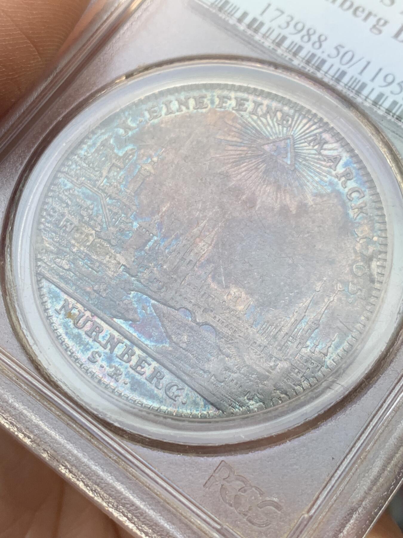 《竞宝斋》第441场 周日，周一，2场连拍 （全场包邮） PCGS AU50  德国纽伦堡1765年双头鹰景观泰勒大银币 早期P盒 保存很不错 状态包浆同样惊人美丽