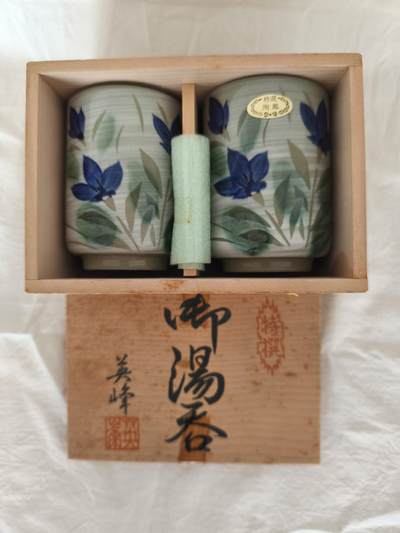 海外回流精品拍卖11.30 - 日本回流原盒全新英峰款日光中禅寺夫妻汤吞杯一对