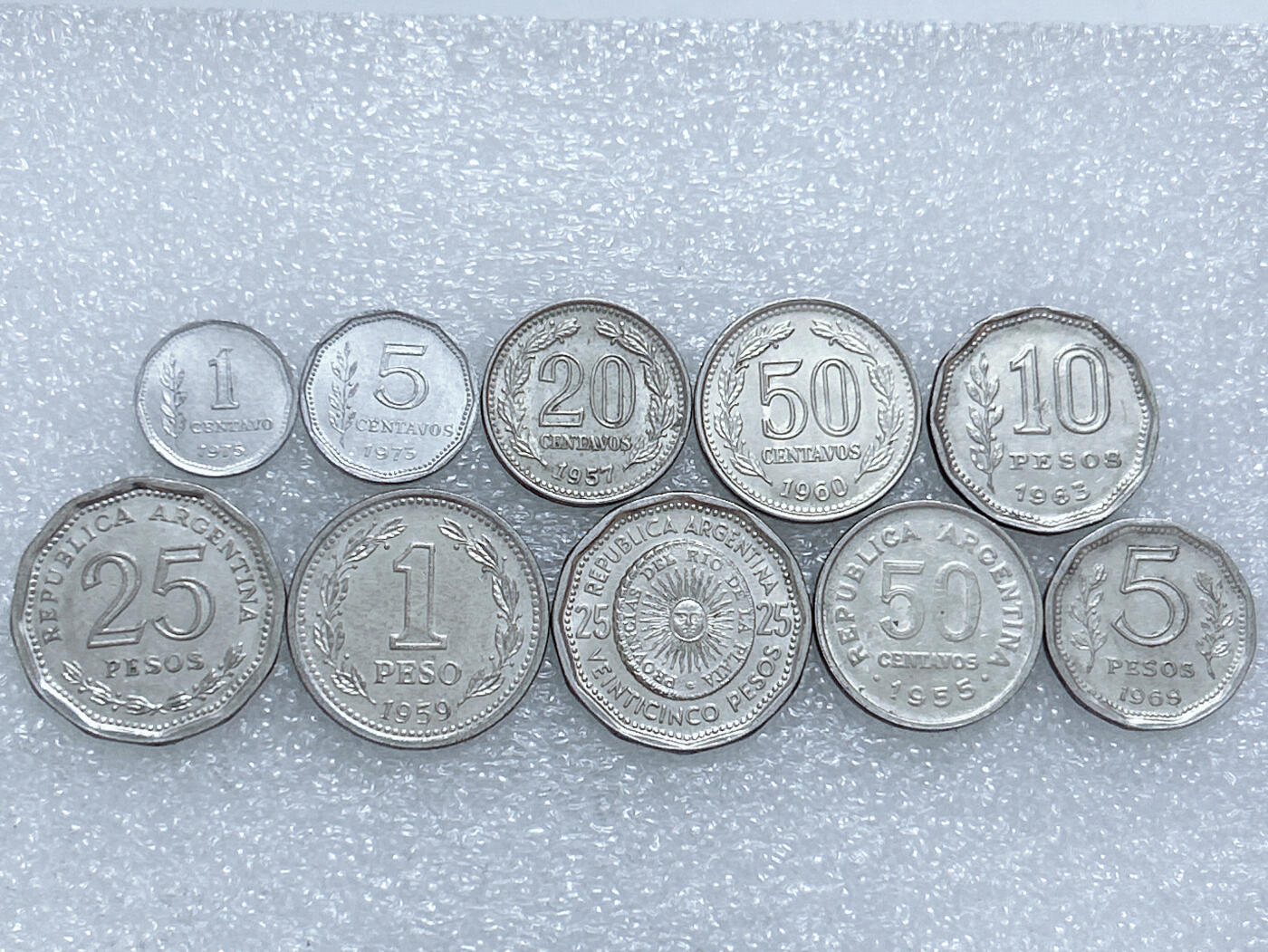 第一海外回流一元起拍收藏 散集专场  第271期 阿根廷不同面值硬币 10枚