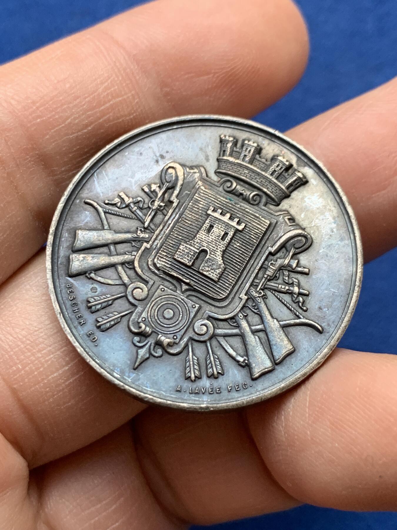 《竞宝斋》第441场 周日，周一，2场连拍 （全场包邮） 法国银章 17.2克 32.5mm 原味包浆