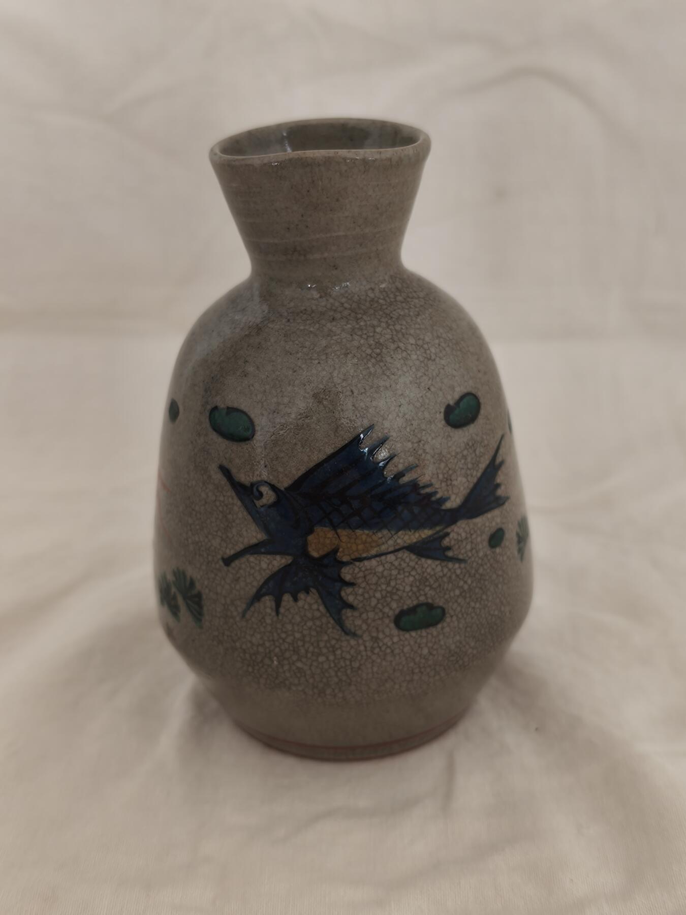 海外回流精品拍卖11.30 日本回流九谷诸陶小花瓶一只