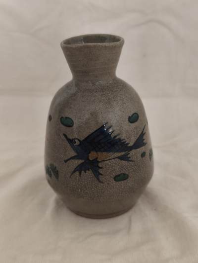 海外回流精品拍卖11.30 - 日本回流九谷诸陶小花瓶一只