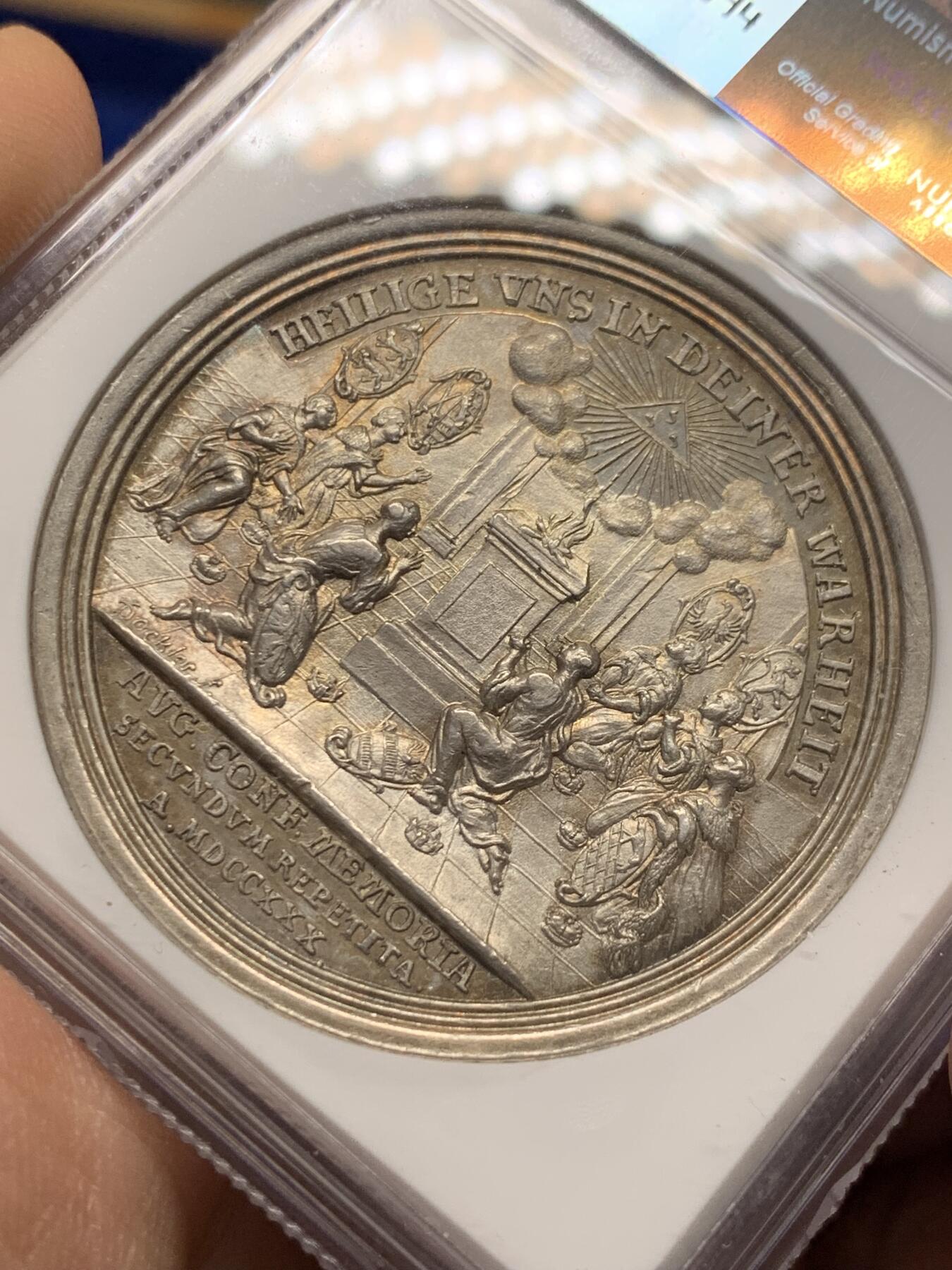 《竞宝斋》第441场 周日，周一，2场连拍 （全场包邮） NGC MS63 德国 1730 奥格斯堡  200周年纪念银章 双面淡彩高浮雕 值得入手的品种