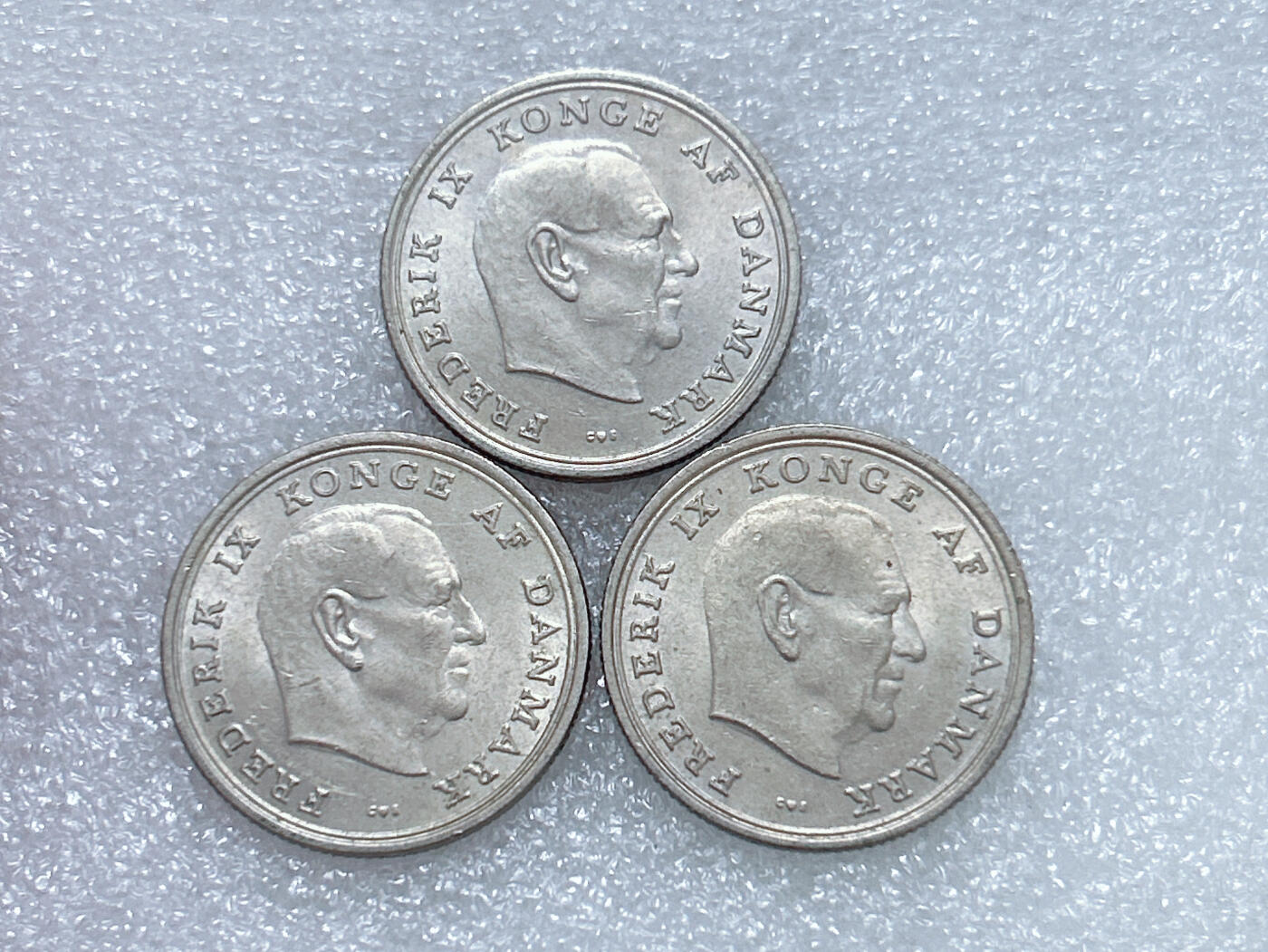 第一海外回流一元起拍收藏 散集专场  第271期 丹麦弗雷德里克1克朗硬币 3枚 带光好品