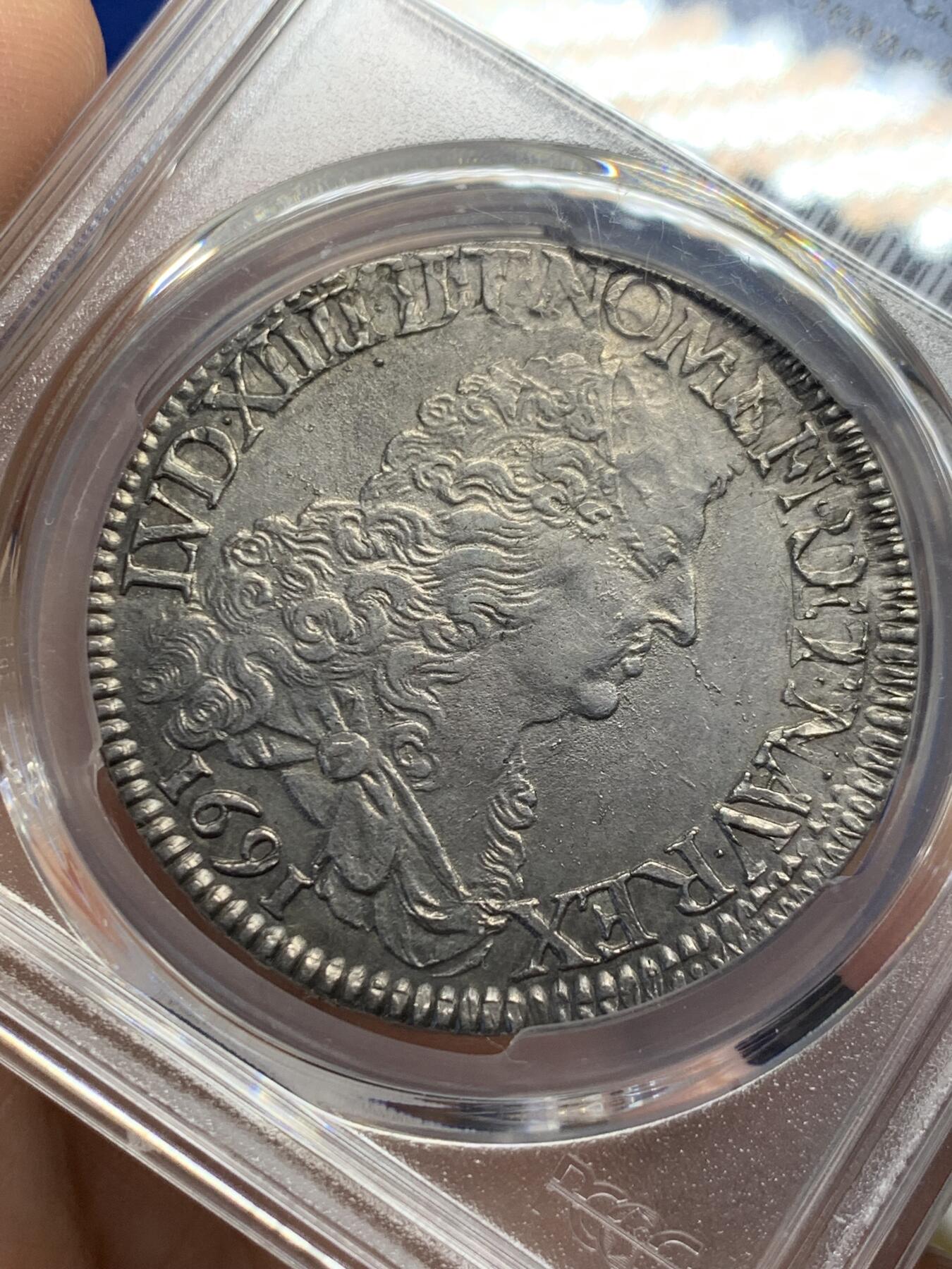 《竞宝斋》第441场 周日，周一，2场连拍 （全场包邮） PCGS AUD 法国1691年路易十四1埃及大银币  极其少见的早期8L大皇冠版本，紫罗兰包浆低评，底板好，压印清晰，巴黎厂