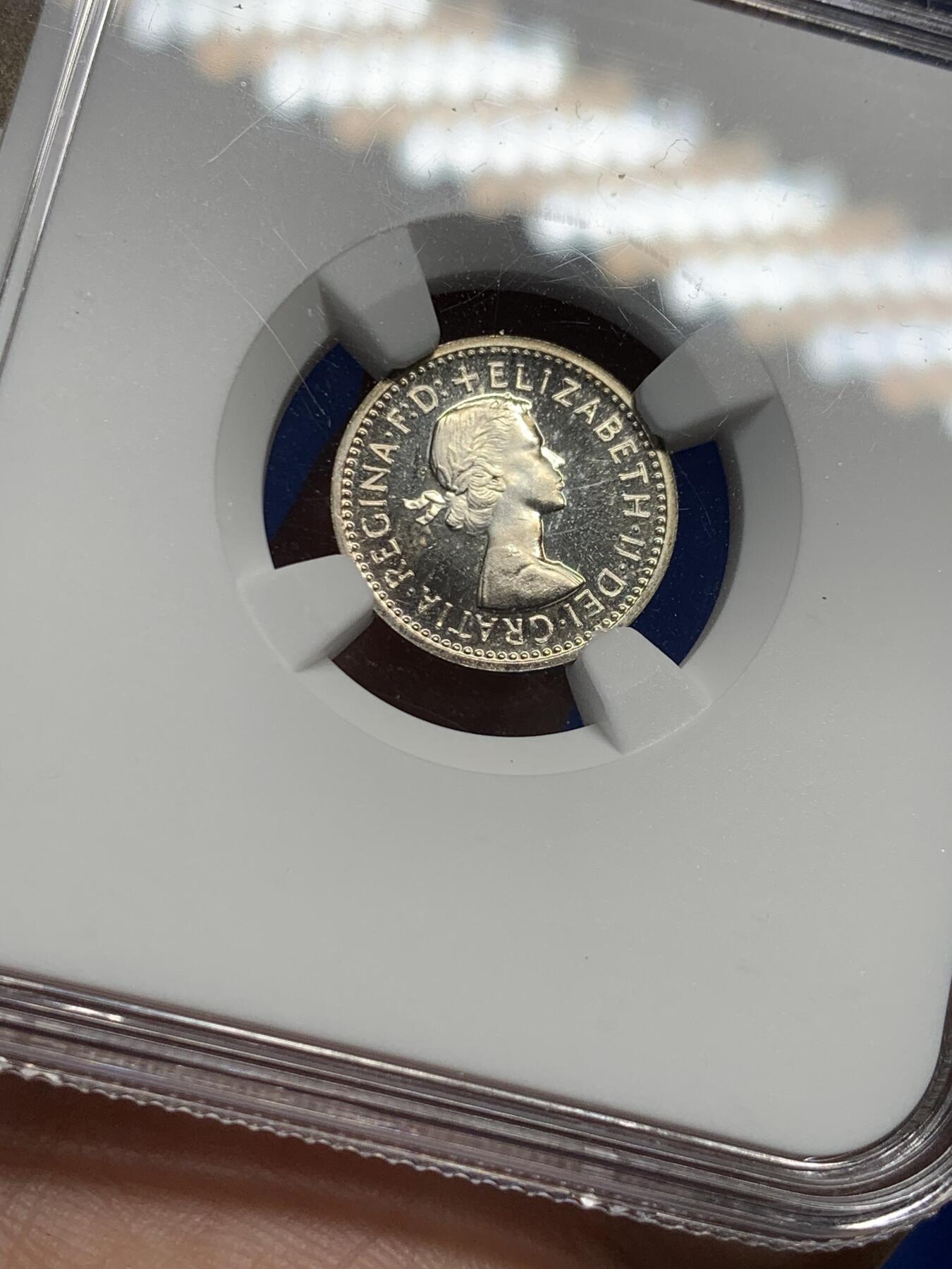 《竞宝斋》第441场 周日，周一，2场连拍 （全场包邮） NGC MS64 英国1959年3便士濯足节银币