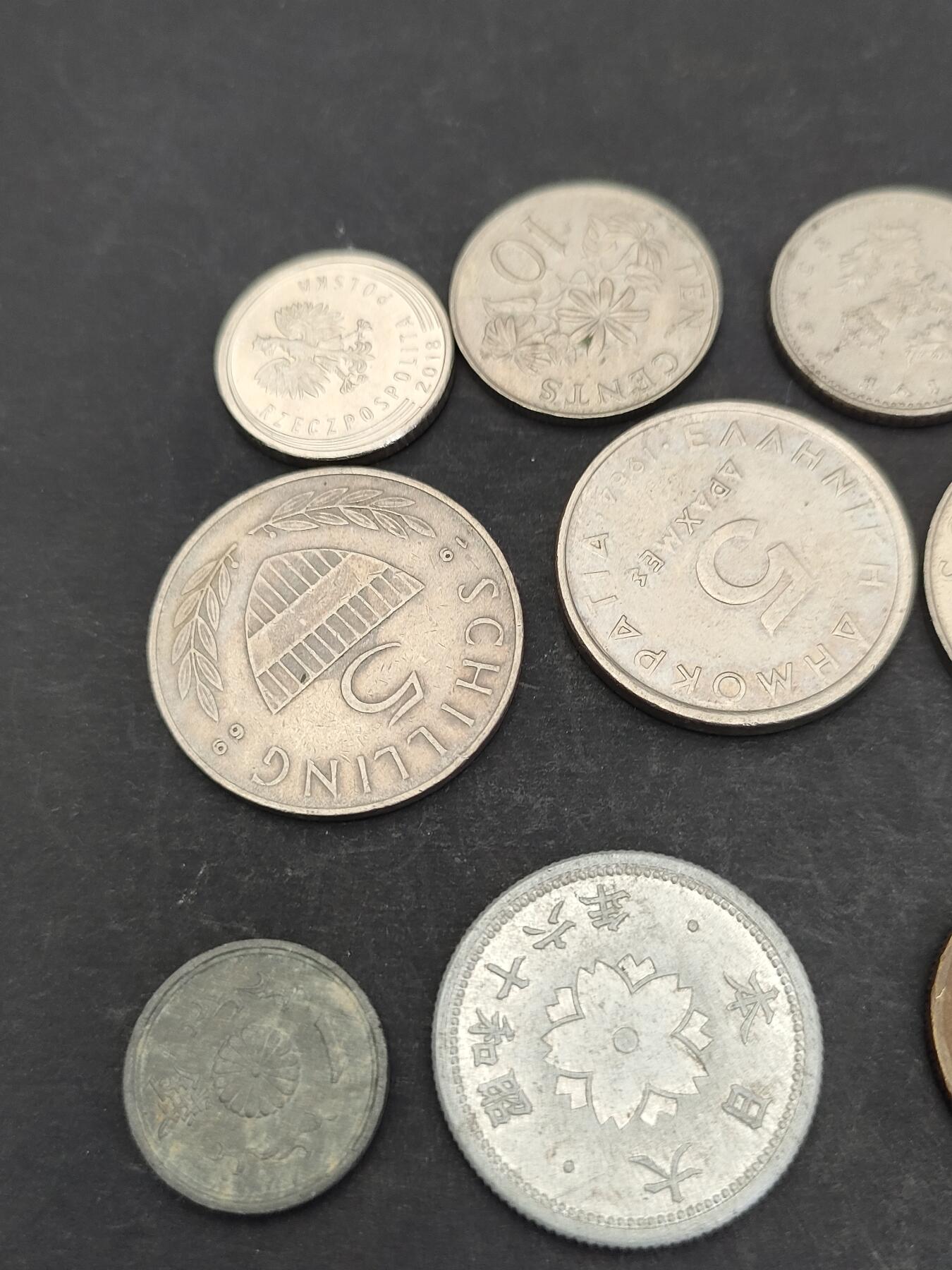 猩哥外币小铺➨【第203场】 钱币12个