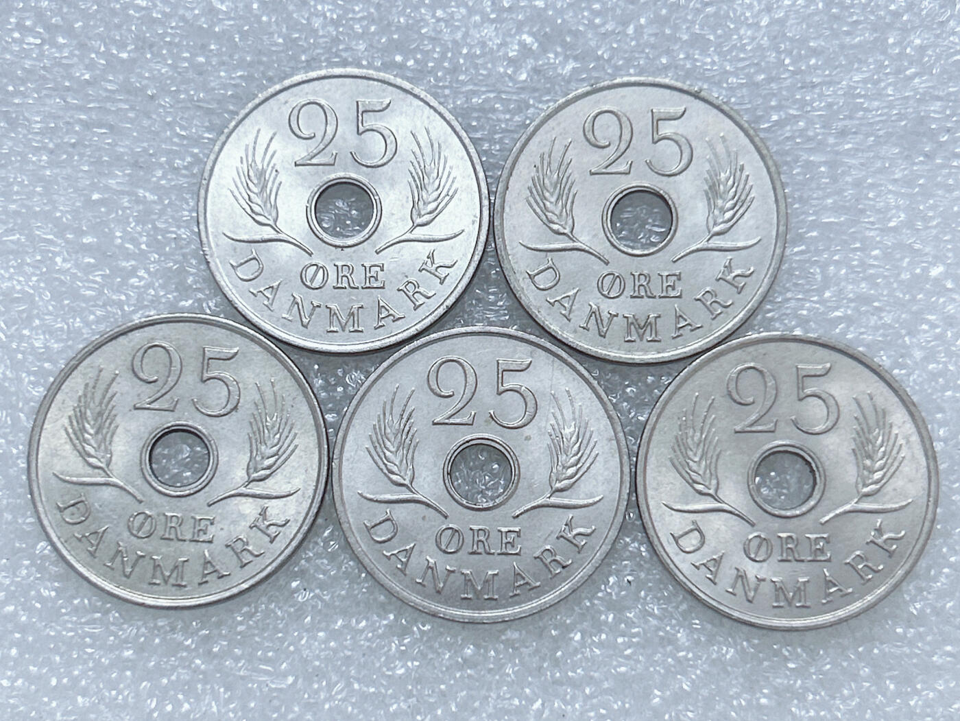 第一海外回流一元起拍收藏 散集专场  第271期 丹麦25欧尔硬币 5枚 原光美品