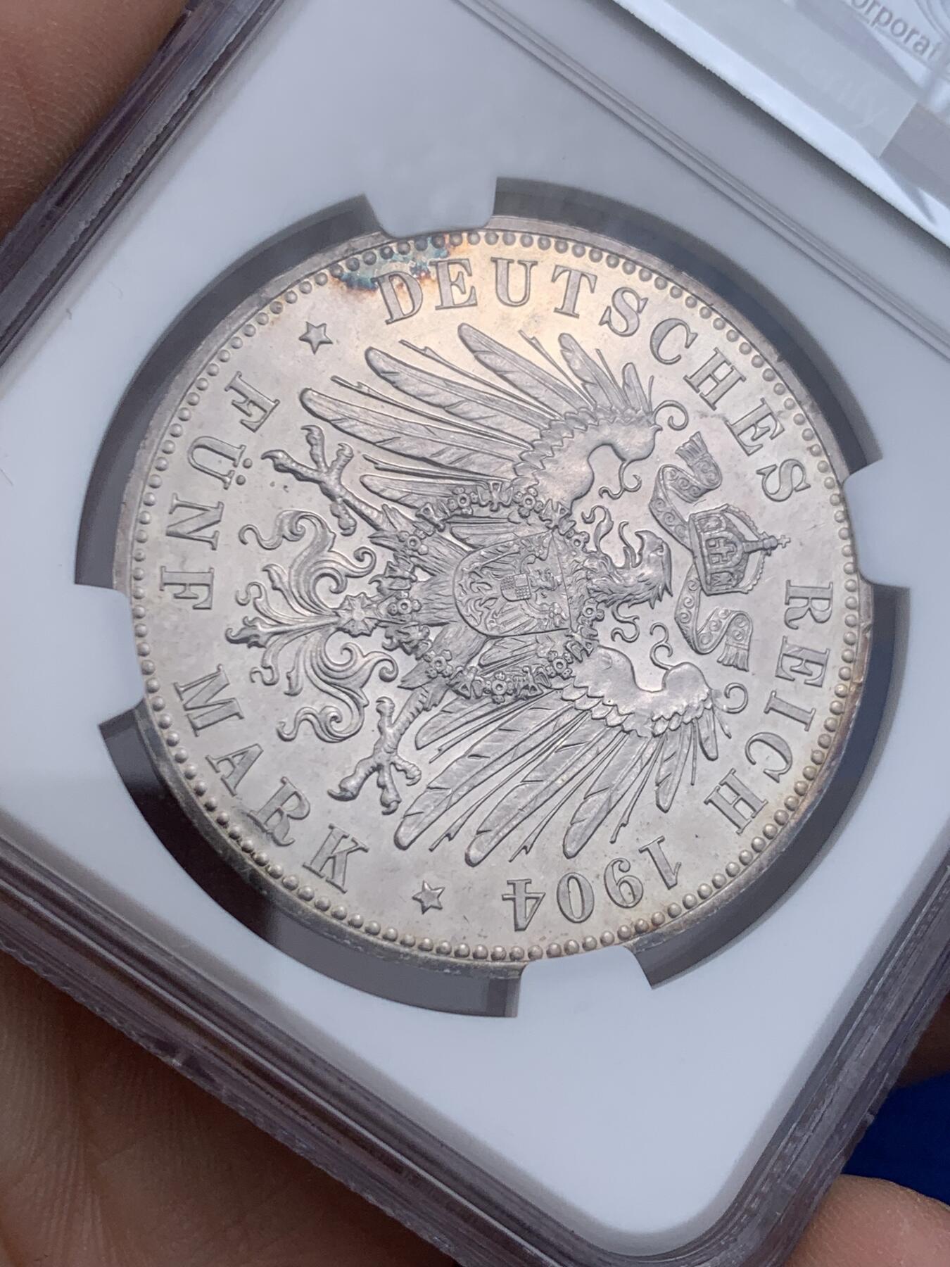 《竞宝斋》第441场 周日，周一，2场连拍 （全场包邮） NGC PF63 德国1904梅克伦堡什未林皇家大婚纪念5马克，发行量仅2500枚顶级小邦精制马克，镜面底板香槟色月牙彩，值得收藏