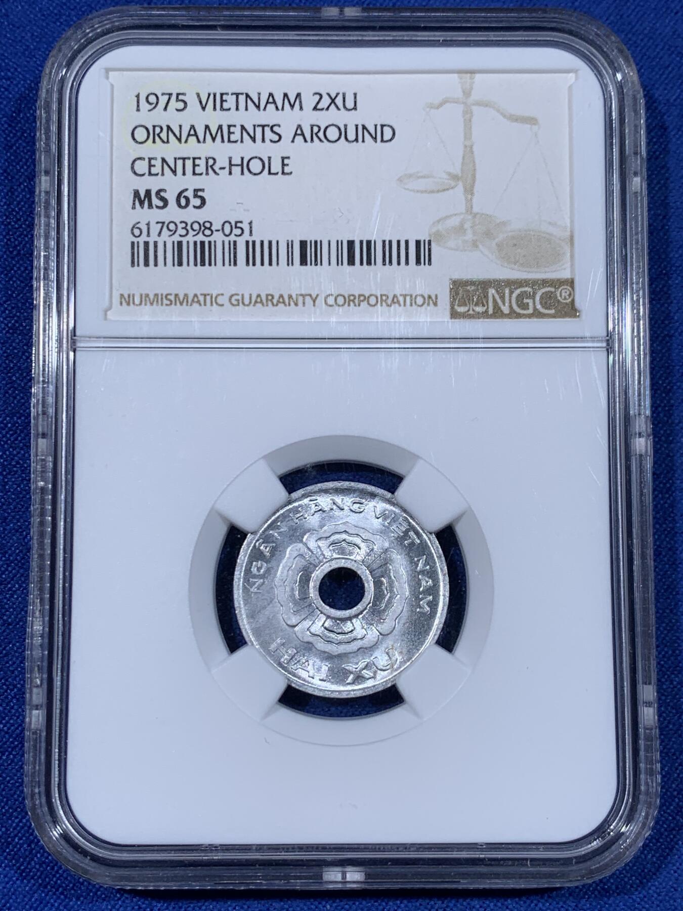 《竞宝斋》第441场 周日，周一，2场连拍 （全场包邮） NGC MS65 越南1975年2苏铝币