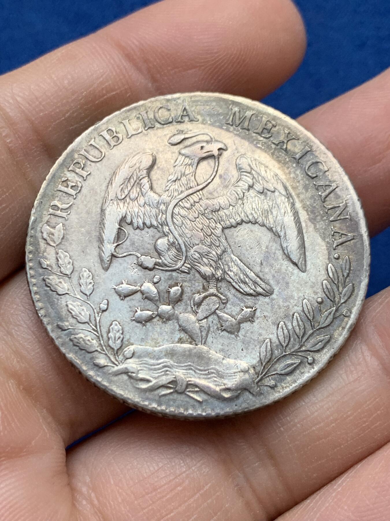 《竞宝斋》第441场 周日，周一，2场连拍 （全场包邮） 墨西哥1887 CA MM版 8R鹰洋银币 细节见图