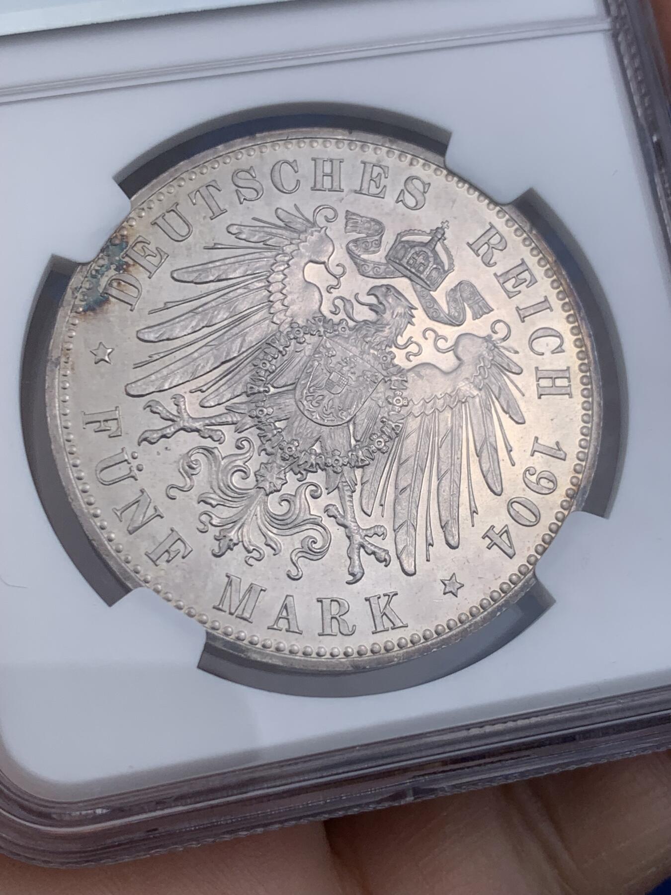 《竞宝斋》第441场 周日，周一，2场连拍 （全场包邮） NGC PF63 德国1904梅克伦堡什未林皇家大婚纪念5马克，发行量仅2500枚顶级小邦精制马克，镜面底板香槟色月牙彩，值得收藏