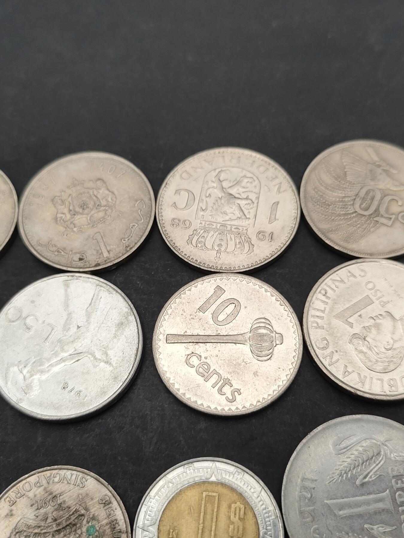 猩哥外币小铺➨【第203场】 钱币12个