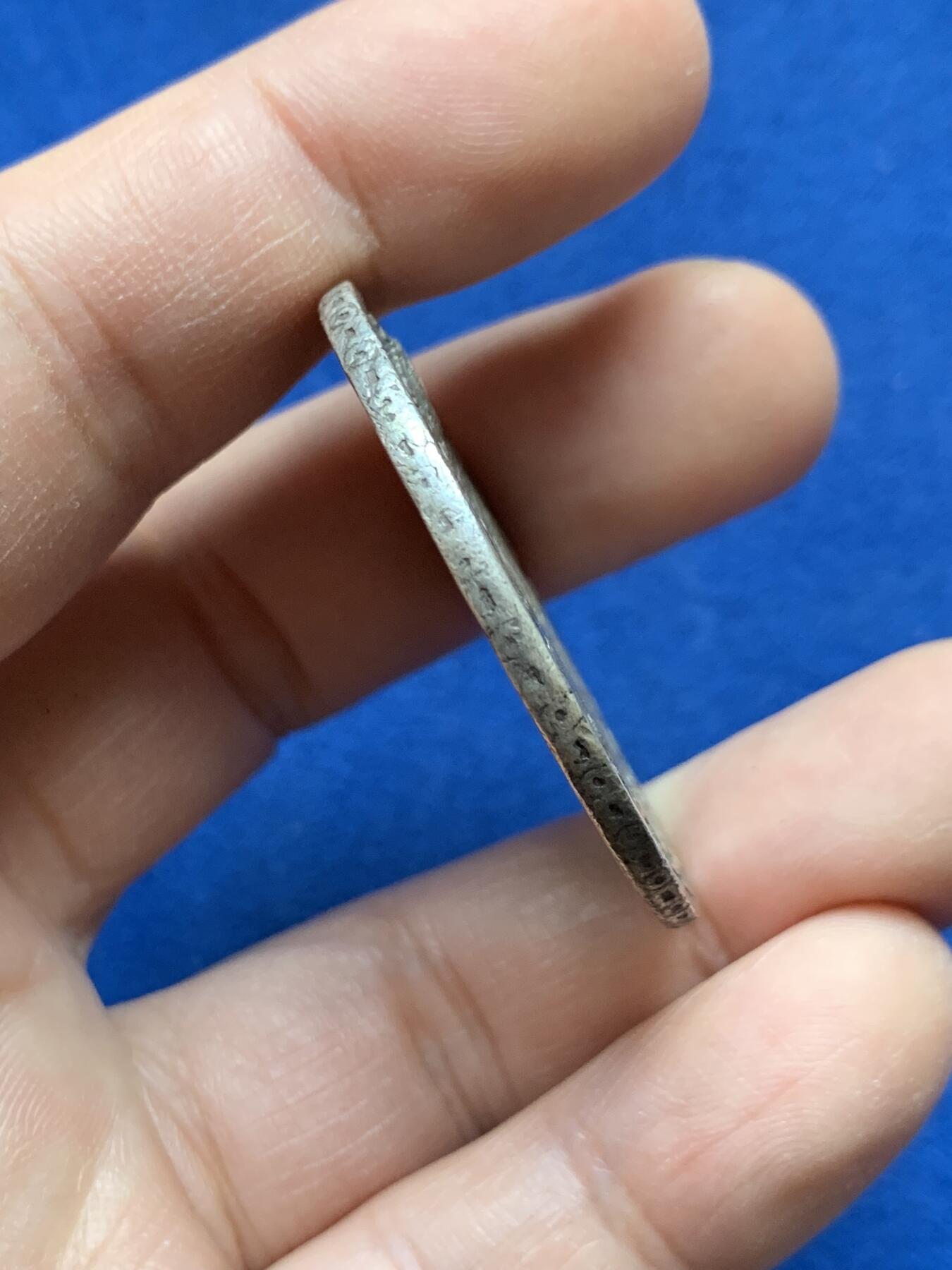 《竞宝斋》第441场 周日，周一，2场连拍 （全场包邮） 西属玻利维亚1778年卡洛斯三世双柱银币，人像清晰 细节见图