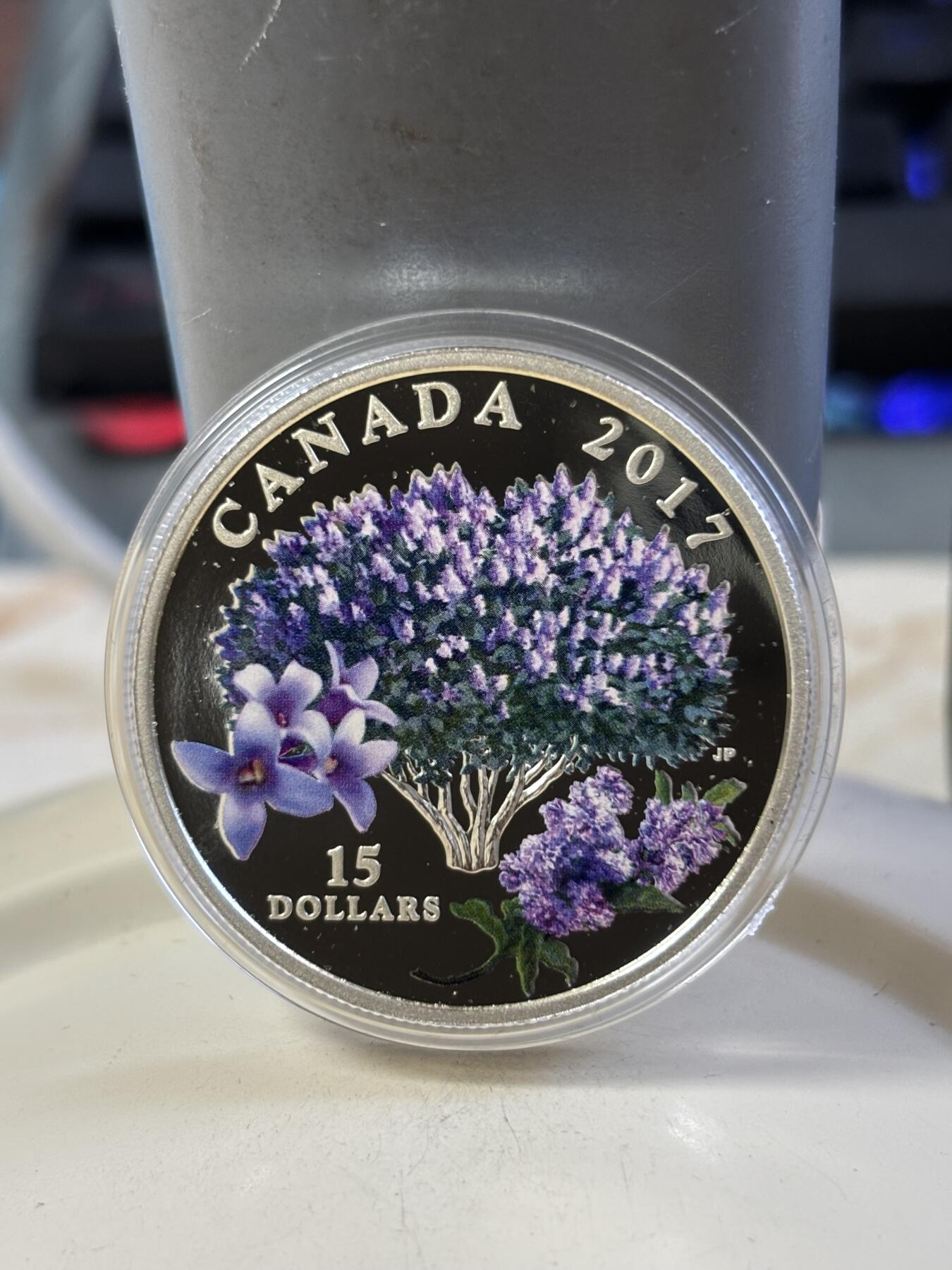 第183期拍卖 加拿大2017年春之祭系列2紫丁香花彩色精制银币原盒证书，9999银，23.17克，发行10000枚