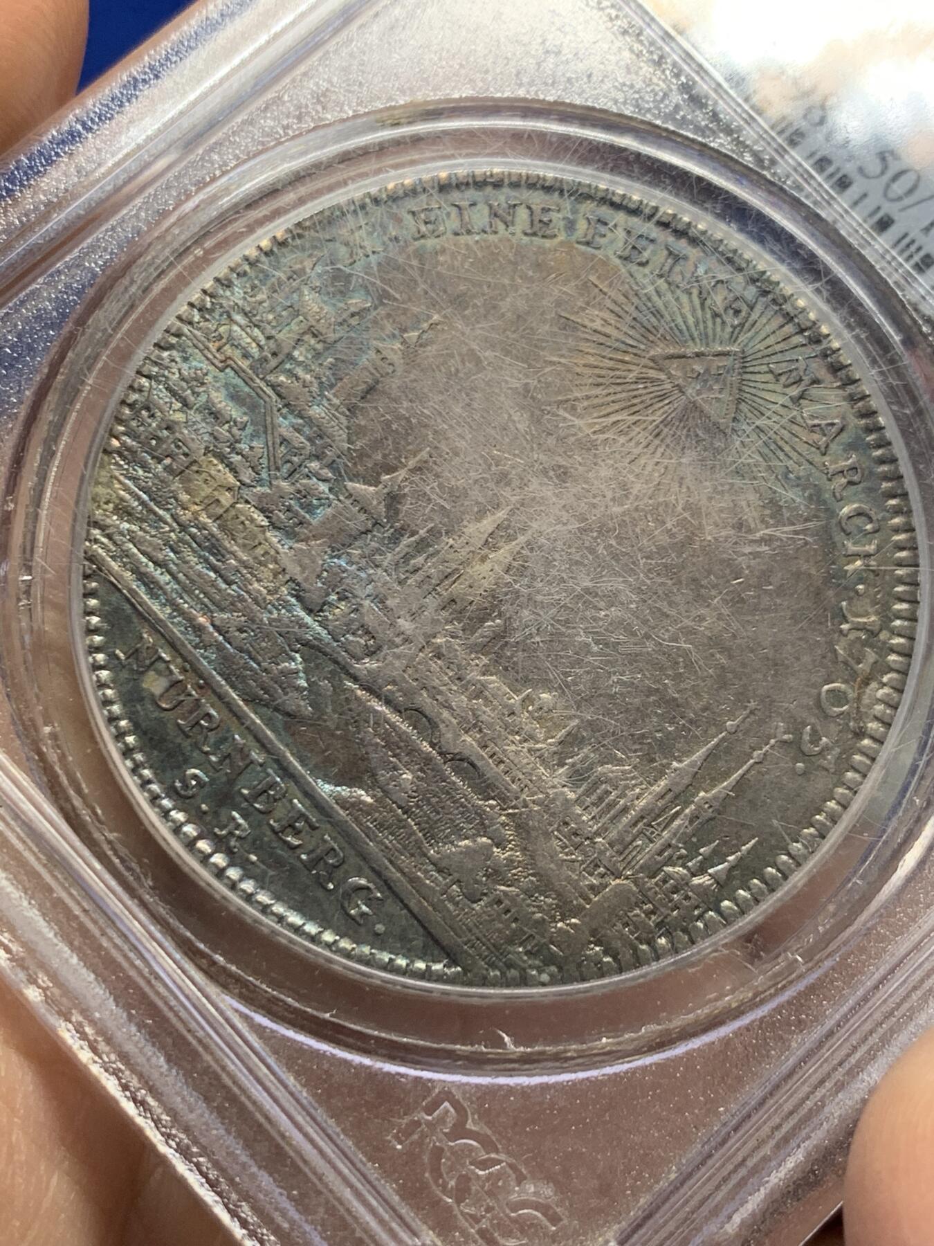 《竞宝斋》第441场 周日，周一，2场连拍 （全场包邮） PCGS AU50  德国纽伦堡1765年双头鹰景观泰勒大银币 早期P盒 保存很不错 状态包浆同样惊人美丽