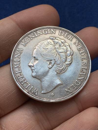 《竞宝斋》第441场 周日，周一，2场连拍 （全场包邮） - 荷兰1929年威廉明娜女王2.5盾银币