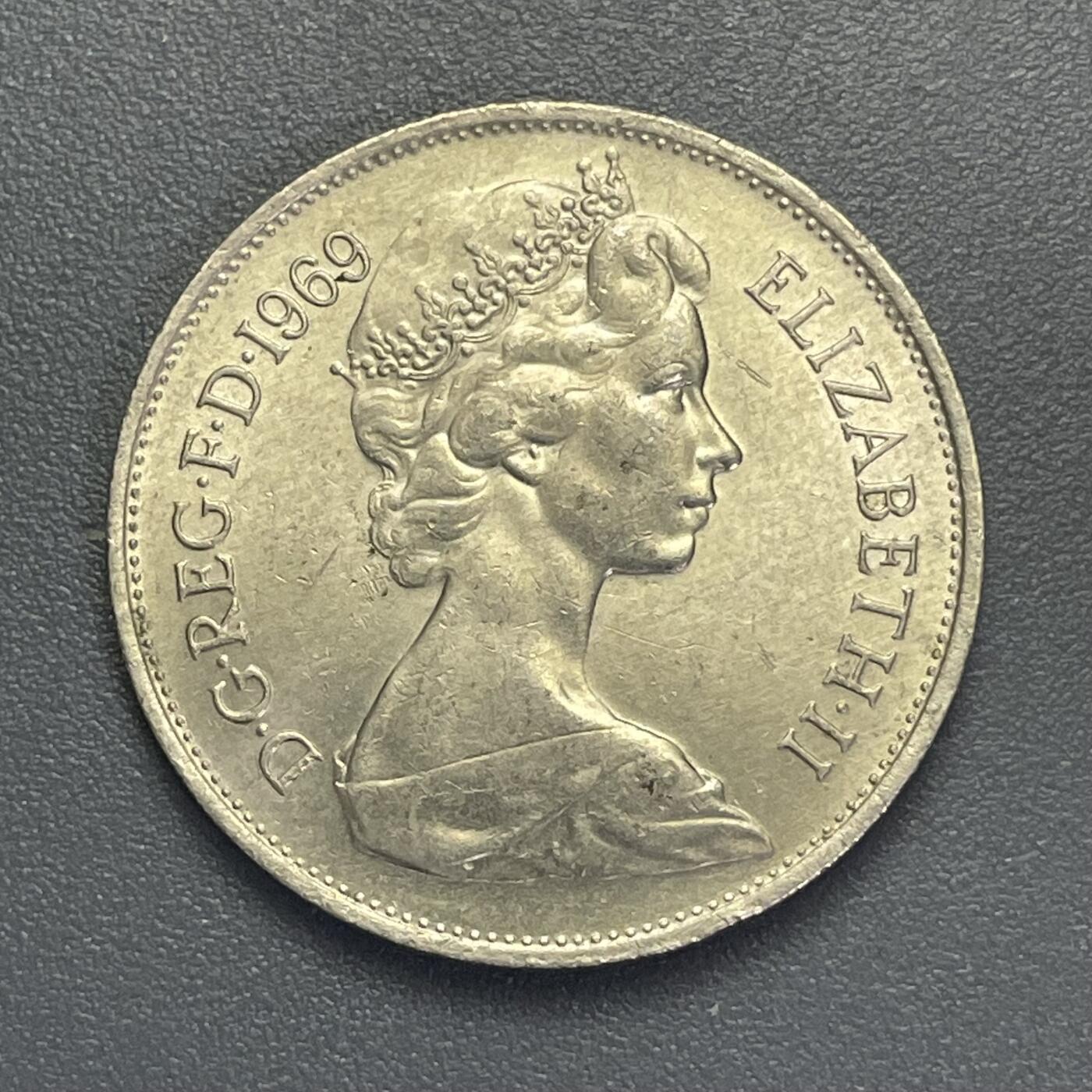 回流1123 英国1969年10新便士 皇冠立狮 花冠女王