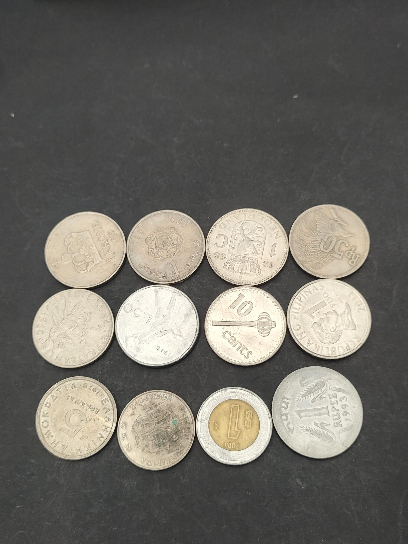 猩哥外币小铺➨【第203场】 钱币12个