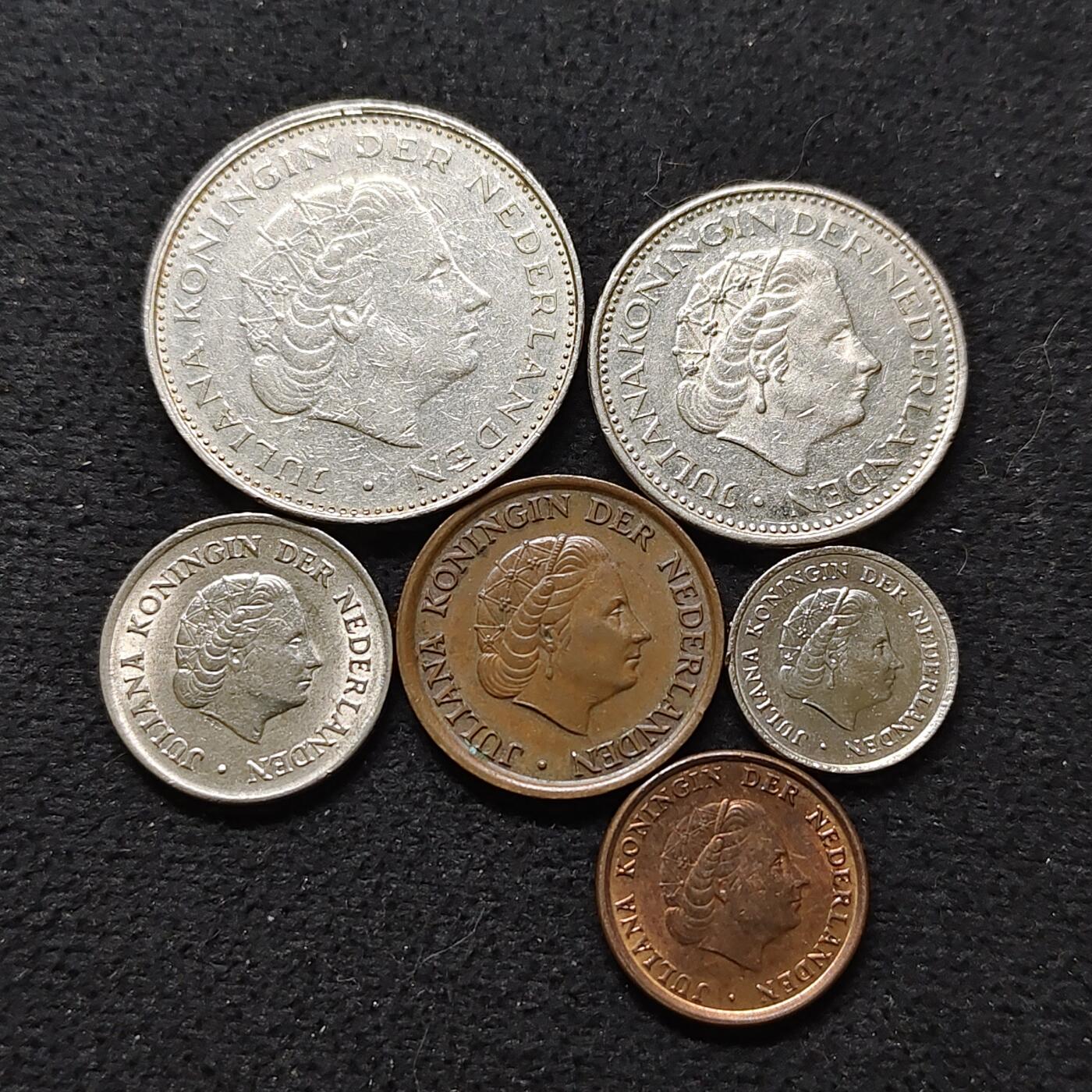 【全场包邮】纯粹捡漏拍480场（免费代拍第17场） 荷兰各年份6枚套币