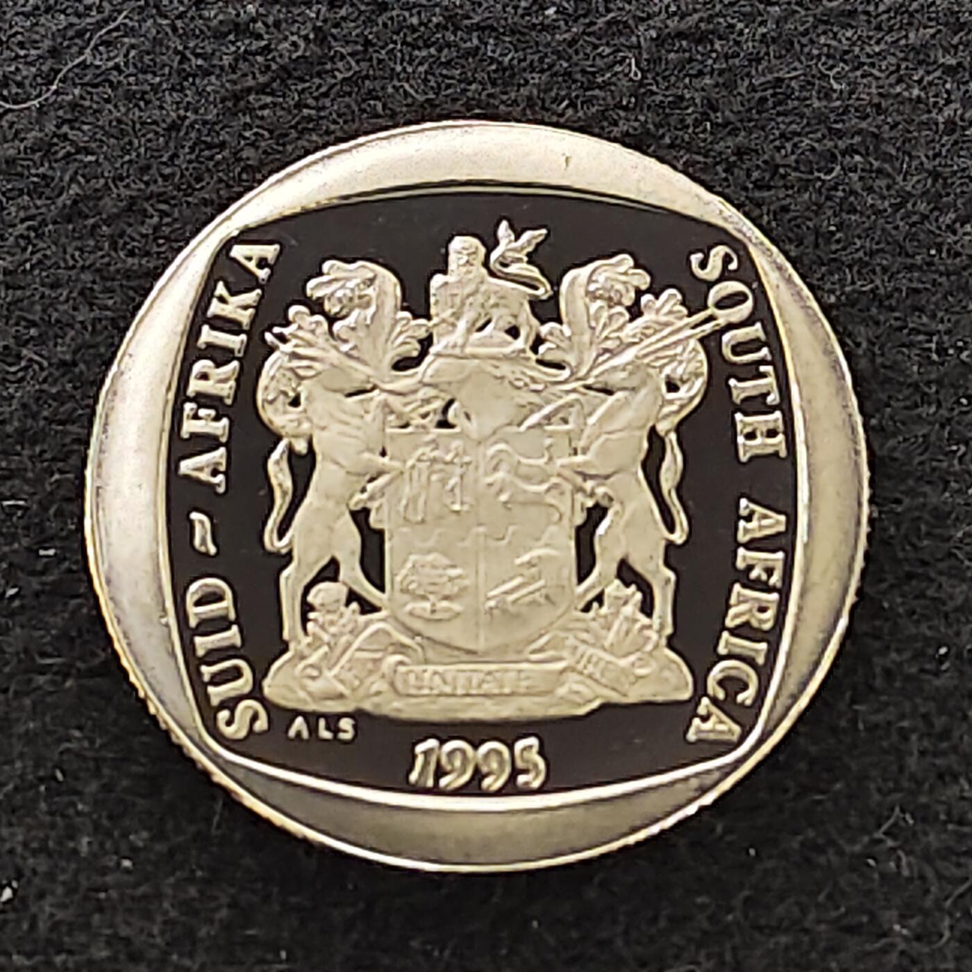 【全场包邮】纯粹捡漏拍480场（免费代拍第17场） 【少见】南非1995年2兰特大捻角羚精制币（首版末年）-量5816仅随套币发行