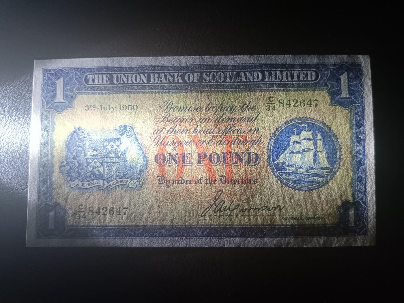 2025十一月第六期，总第204期 苏格兰联合银行1950年1镑AUNC，已经消失的银行，少见品种，工业港口的繁忙景象
