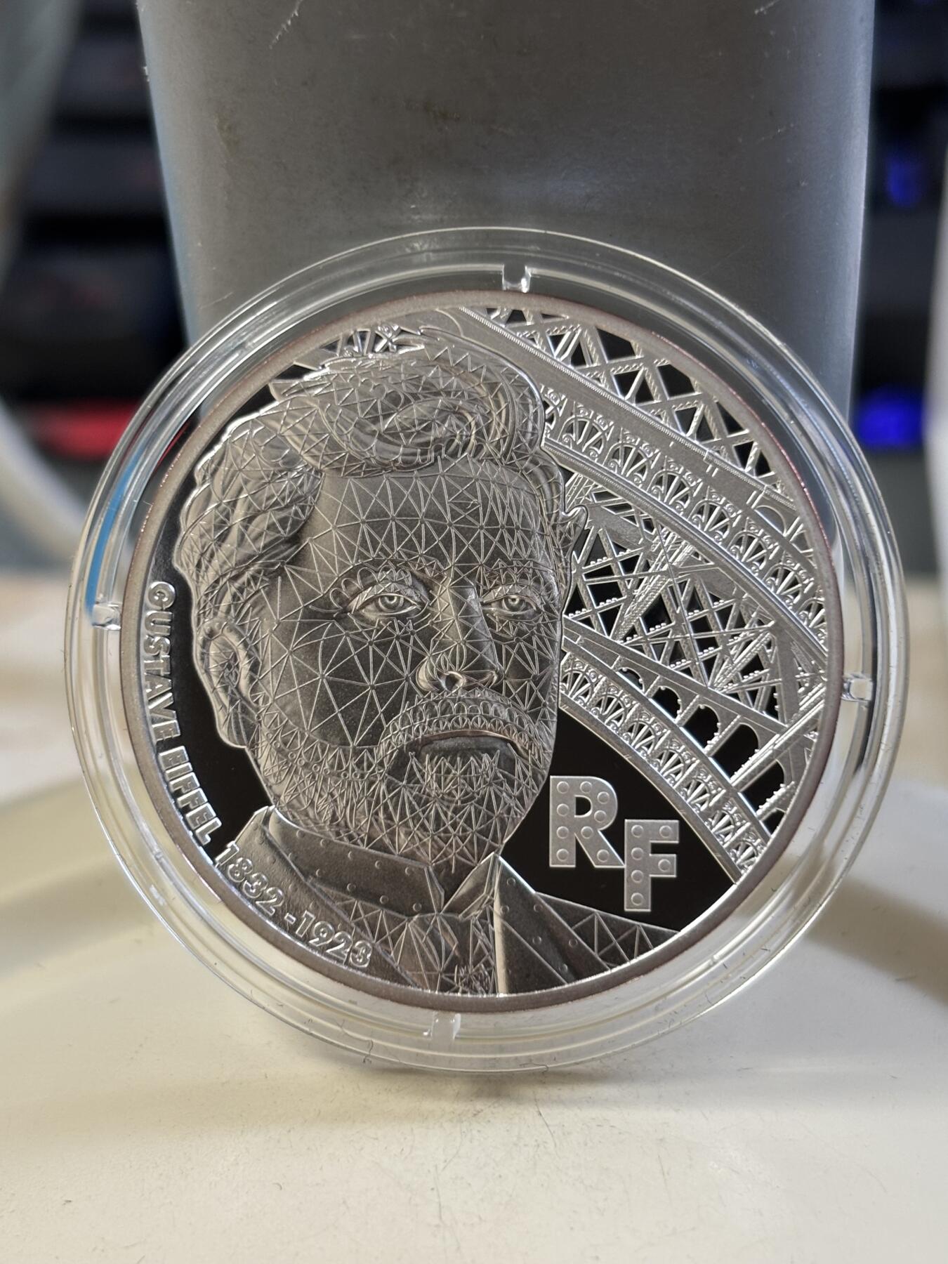 第183期拍卖 法国2023年建筑大师古斯塔夫·埃菲尔逝世纪念银币，999银，22.2克，发行3000枚