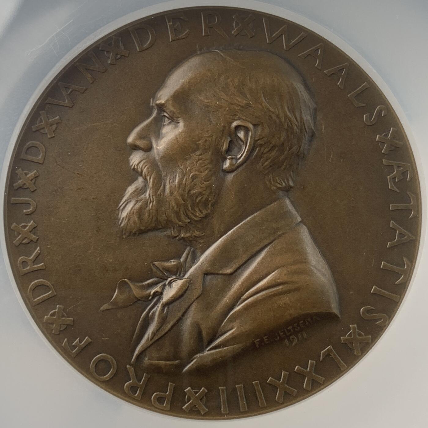掌中浮雕-藏着的欧洲第043场 NGC MS63 : 1911年荷兰&比利时章牌协会#026 “范德瓦尔斯，诺贝尔物理学奖获得者”，65mm，  雕刻家： Fr. E. Jeltsema