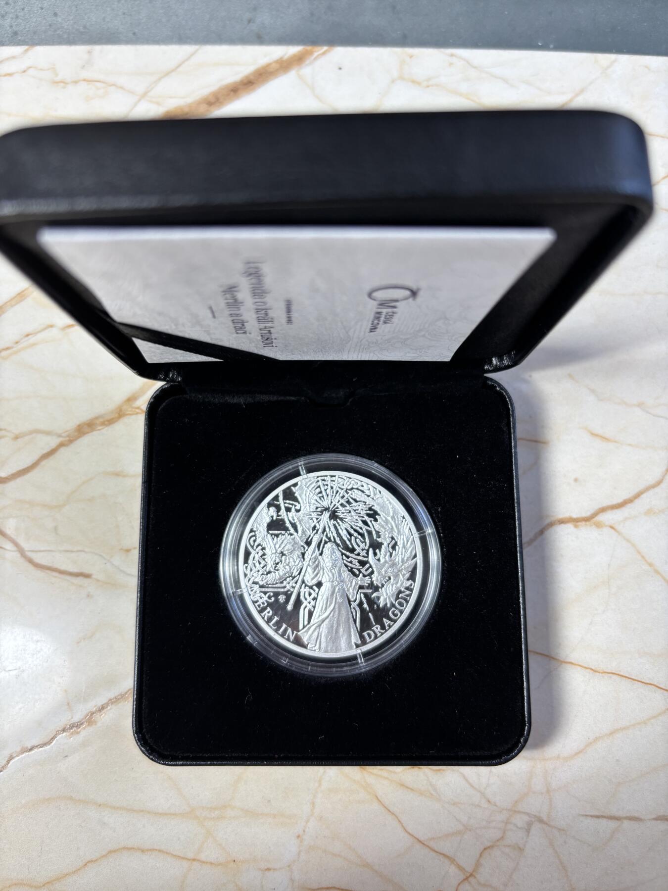 第183期拍卖 纽埃2021年亚瑟王传奇系列巫师梅林1盎司银币，999银，发行1000枚