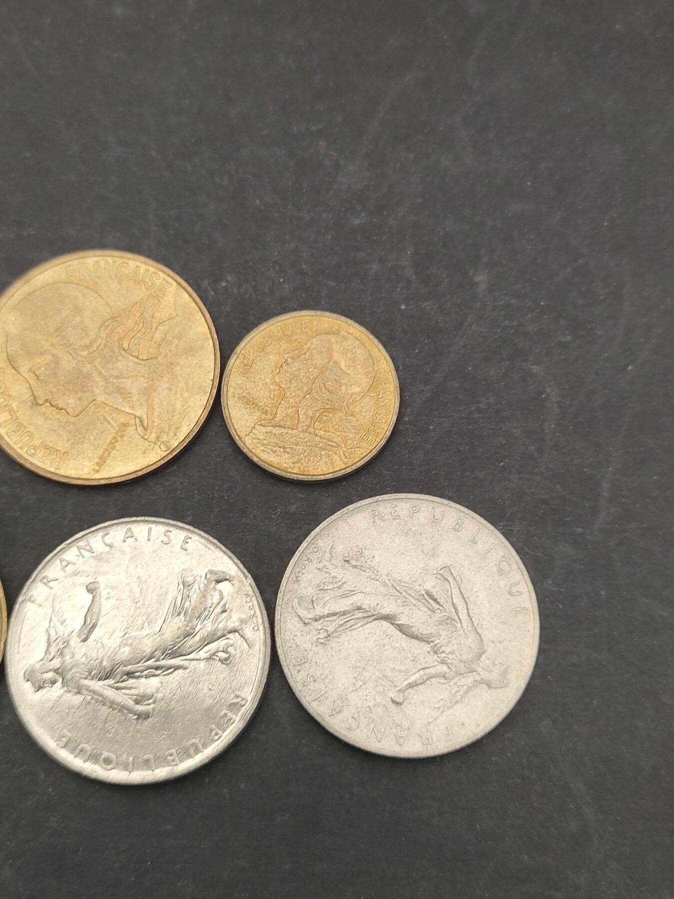 猩哥外币小铺➨【第203场】 法国6个