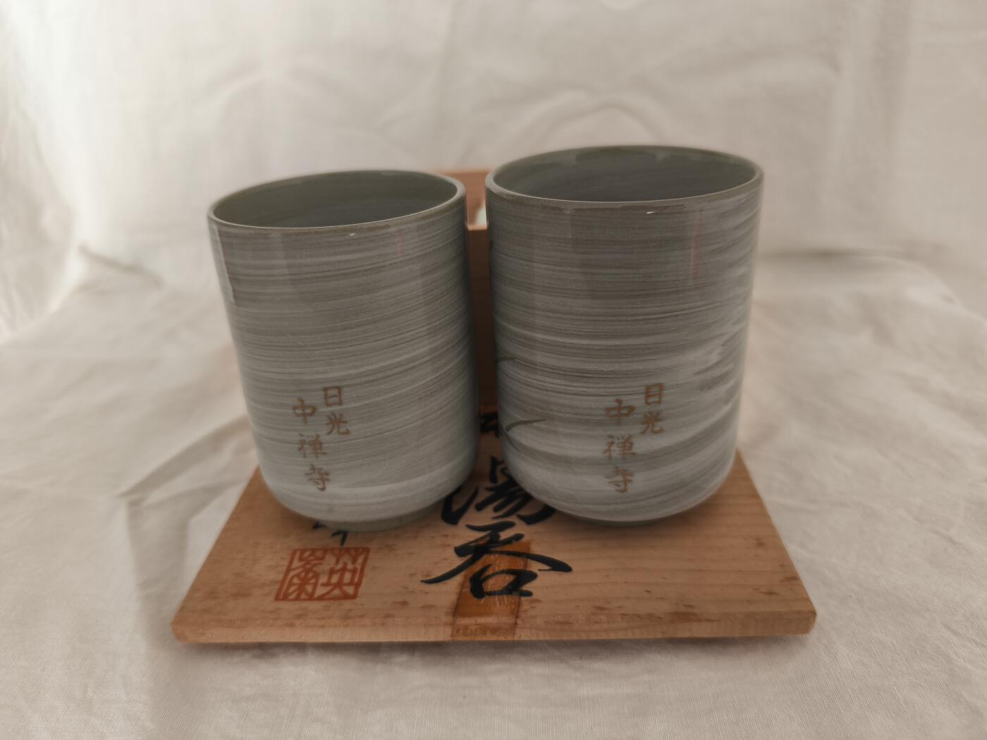 海外回流精品拍卖11.30 日本回流原盒全新英峰款日光中禅寺夫妻汤吞杯一对