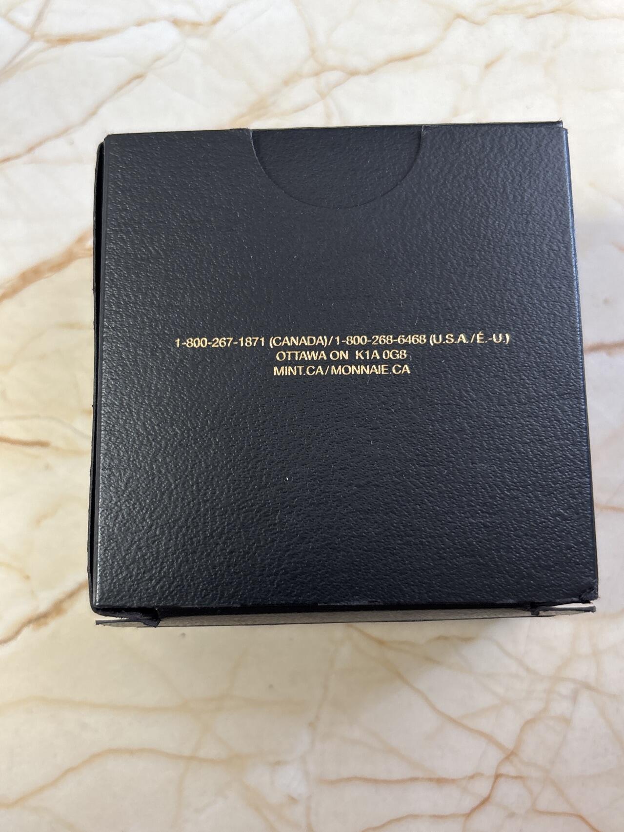 第183期拍卖 加拿大2017飞机漂浮在麦肯齐河150周年纪念彩银币，9999银，15.87克