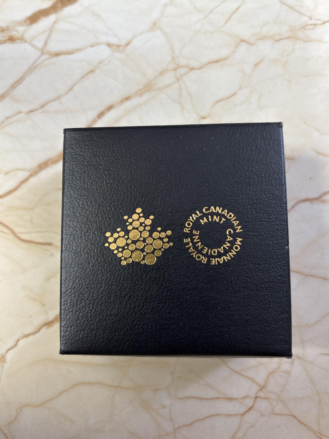 第183期拍卖 加拿大2017飞机漂浮在麦肯齐河150周年纪念彩银币，9999银，15.87克