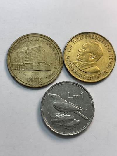 文馨钱币收藏第 282 场，【 长期接收代拍品】，加拿大老铜代用币，银币，德三系列场 - 马耳他，肯尼亚，哥斯达黎加，包含少见哥斯达黎加 500 克朗纪念币，共 3 枚