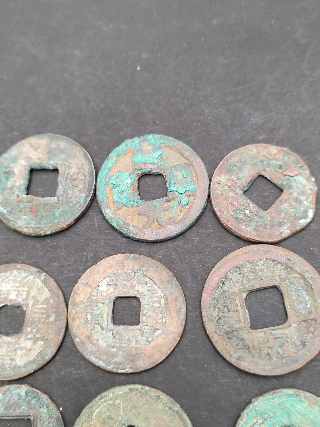 猩哥外币小铺➨【第203场】 钱币16个