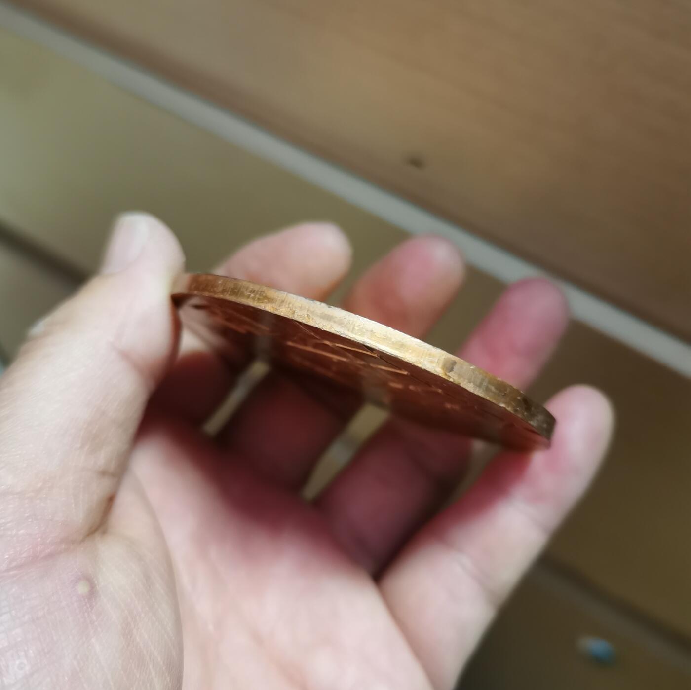 朝鲜跆拳道老铜牌一个